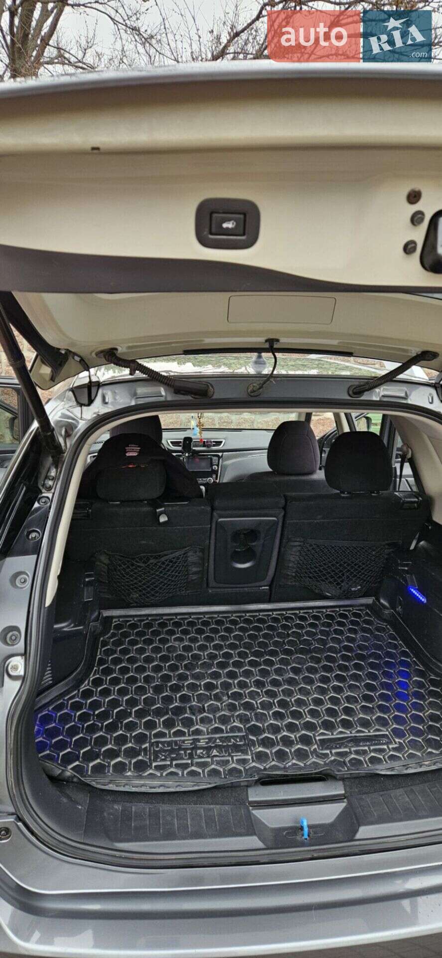Nissan X-Trail 2017 VIN JN1TCAT32U0060413 фото оголошення 8 з 10