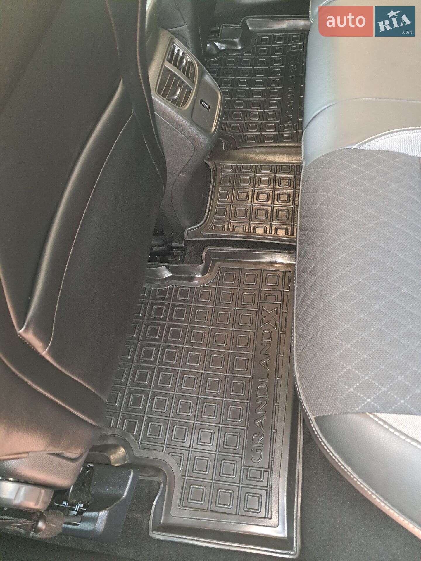 Opel Grandland X 2019 VIN W0VZCYHZ0KS290639 фото оголошення 43 з 53