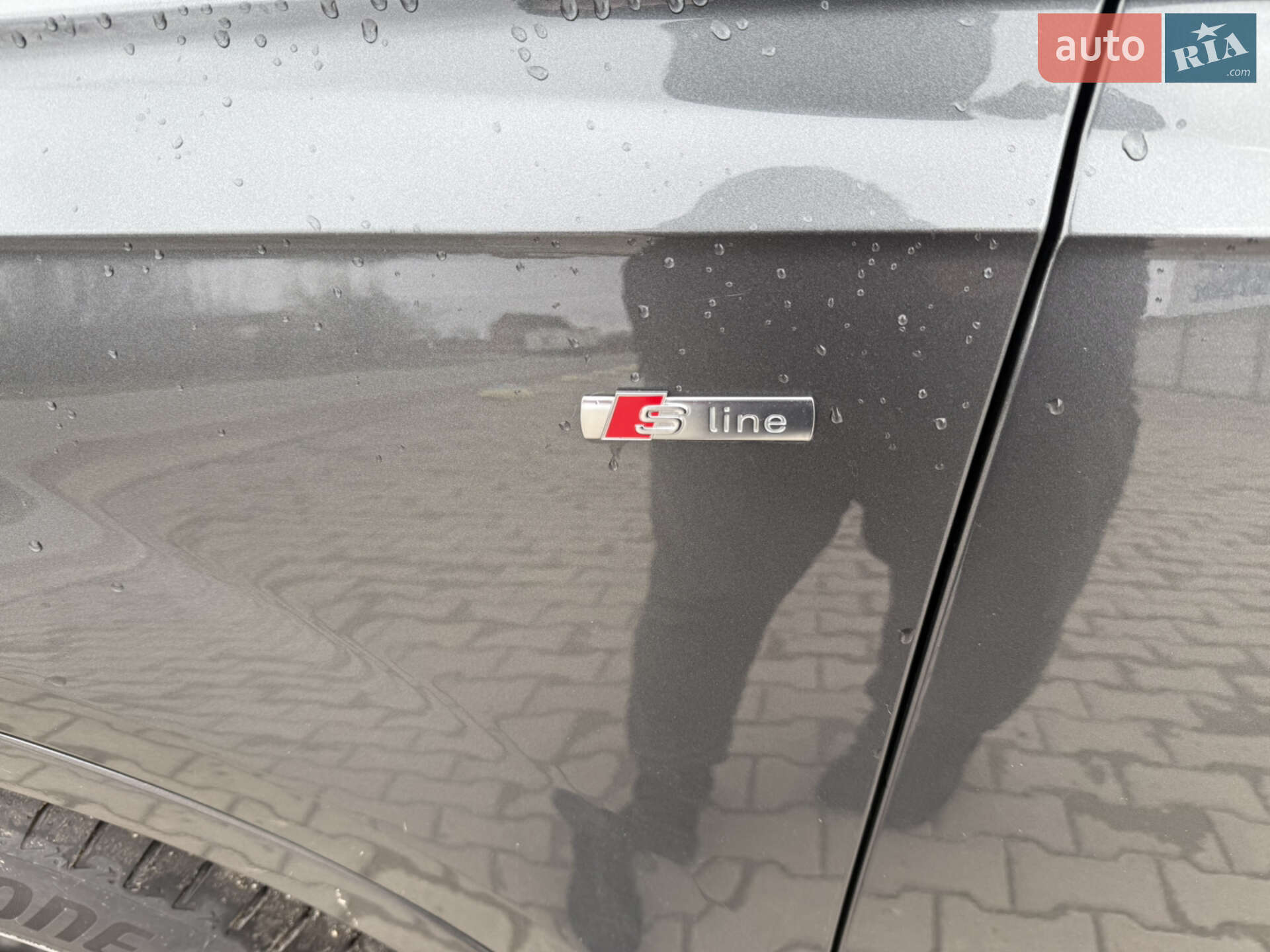 Audi Q7 2018 VIN WAUZZZ4M1KD015601 фото оголошення 11 з 43