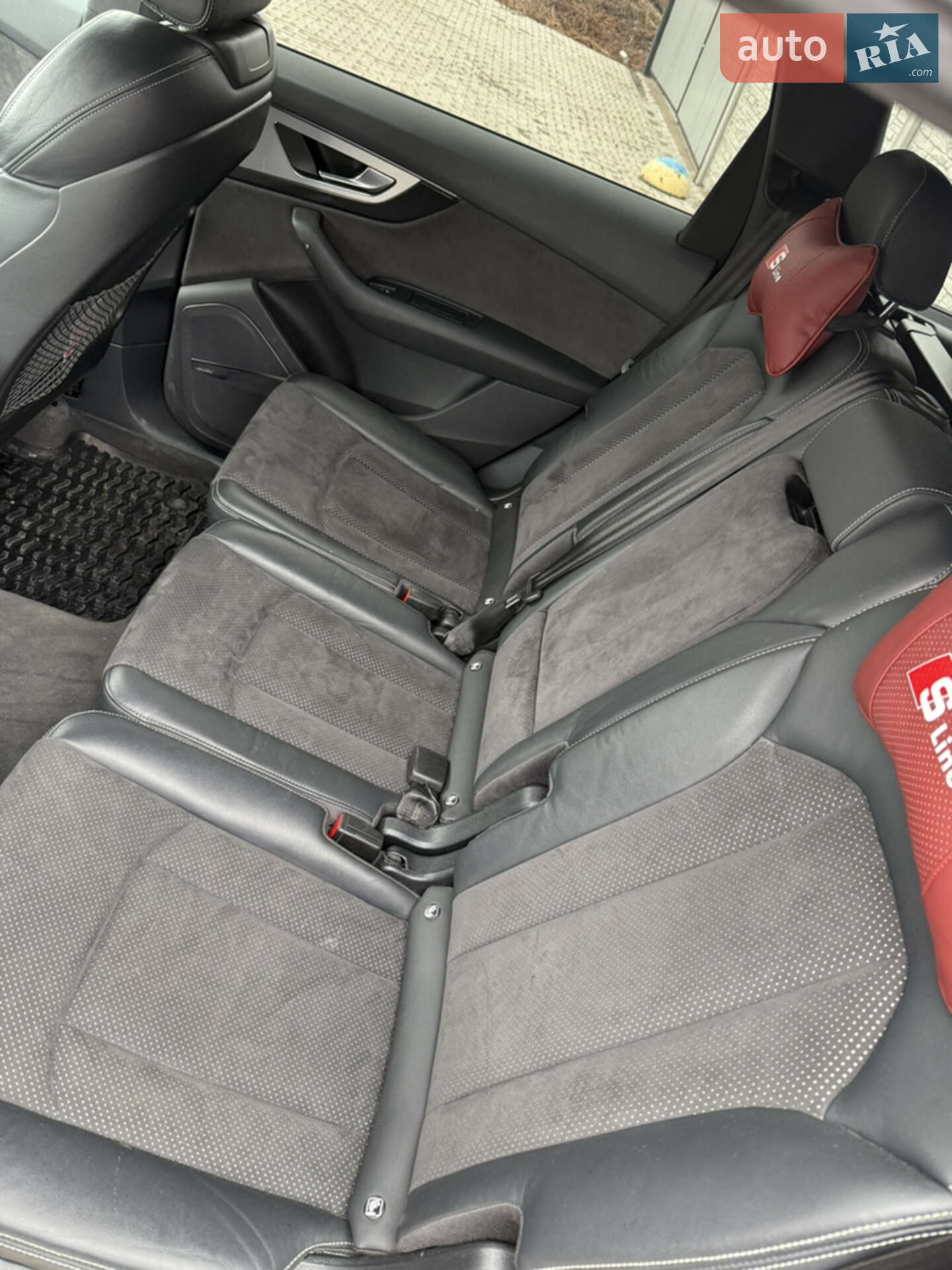 Audi Q7 2018 VIN WAUZZZ4M1KD015601 фото оголошення 15 з 43
