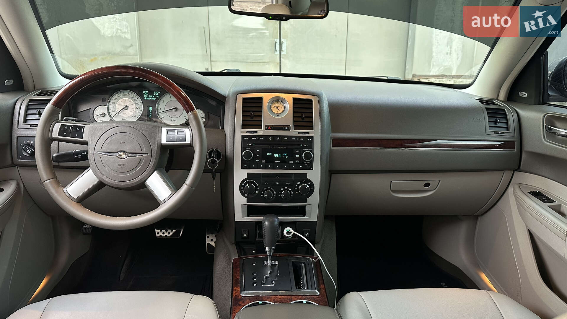 Chrysler 300C 2008 VIN 1C3H8E3G88Y105615 фото оголошення 13 з 37
