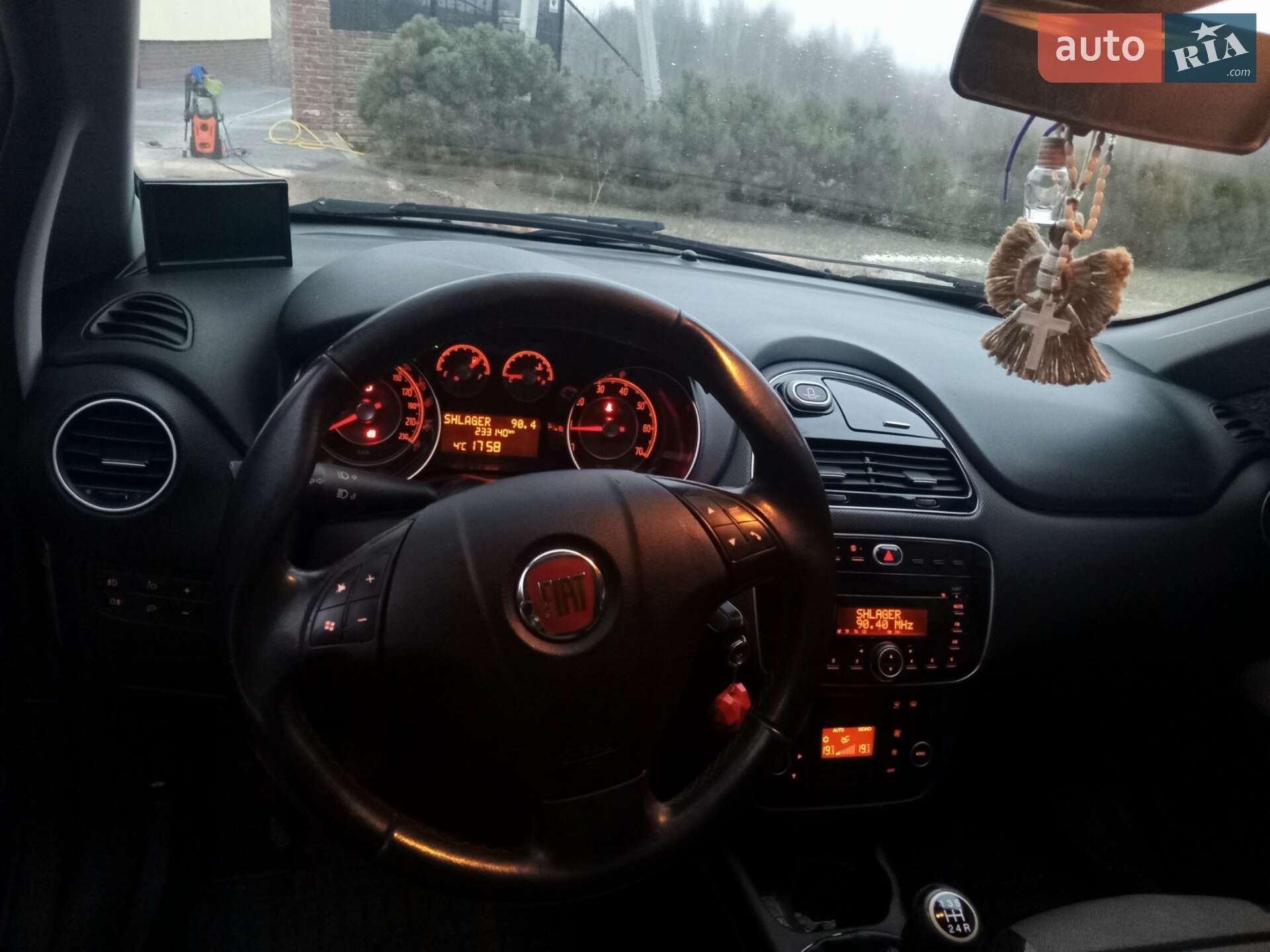 Fiat Punto 2010 VIN ZFA19900000700565 фото оголошення 3 з 8
