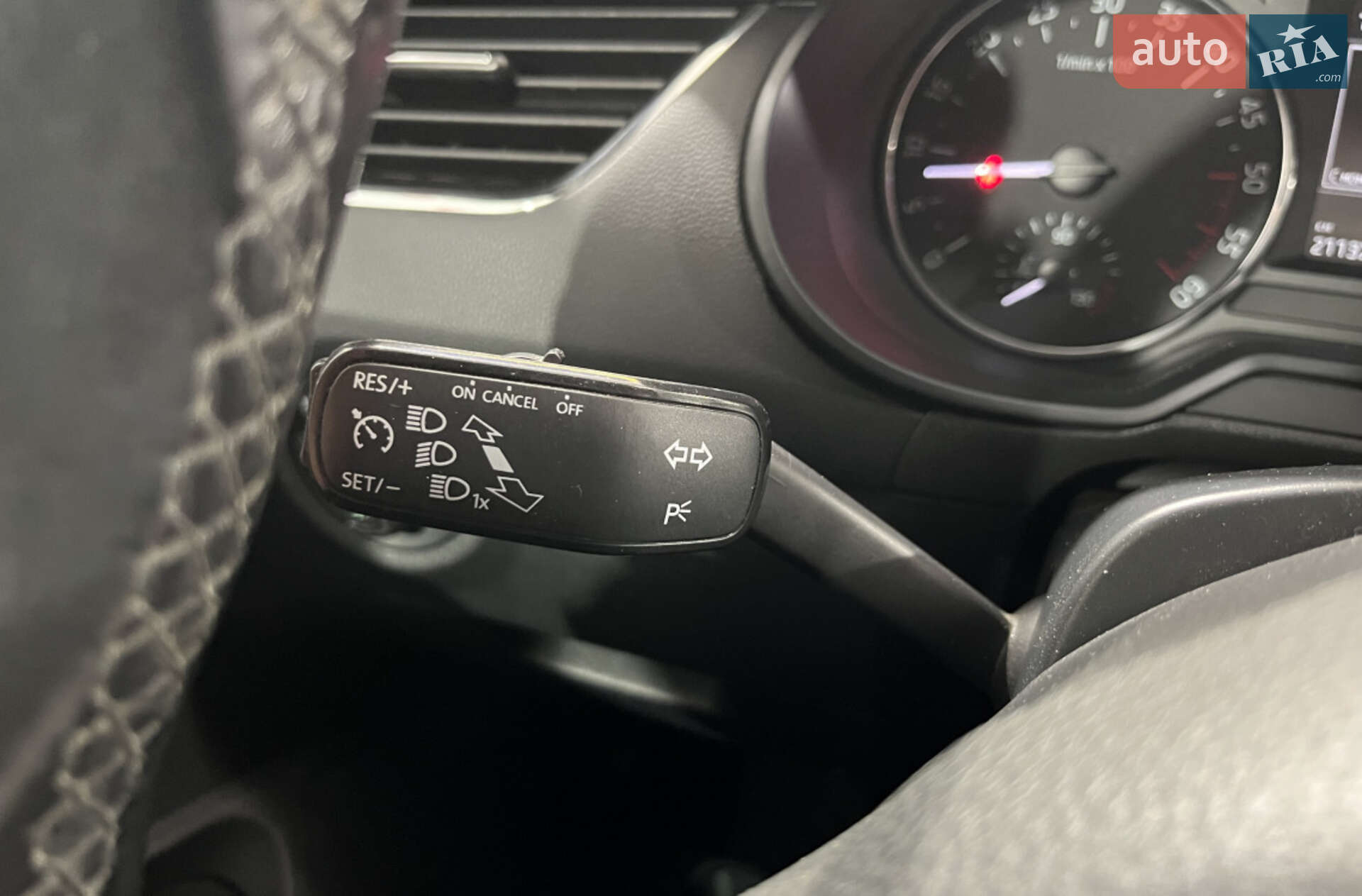 Skoda Octavia 2016 VIN TMBJG9NE5G0229860 фото оголошення 11 з 16