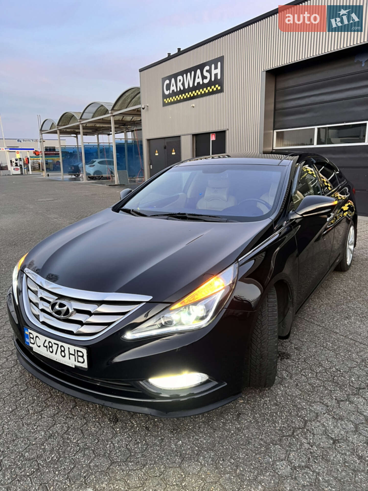 Hyundai Sonata 2012 VIN KMHEC41CBCA476817 фото оголошення 8 з 44