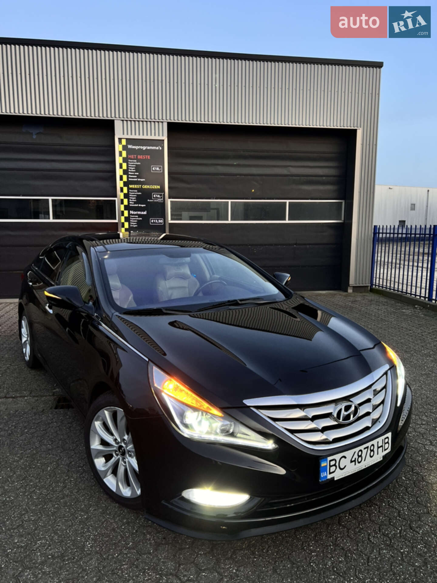 Hyundai Sonata 2012 VIN KMHEC41CBCA476817 фото оголошення 13 з 44