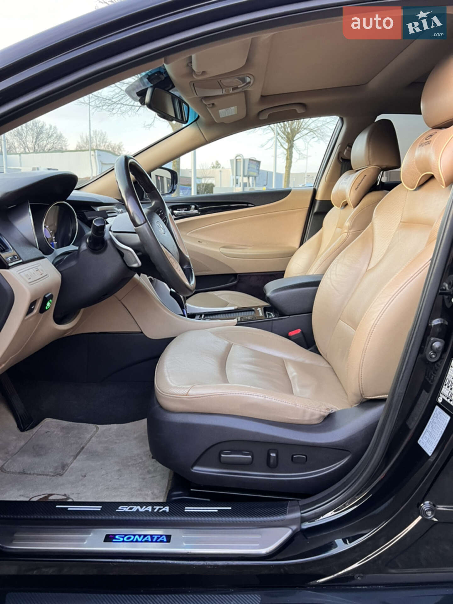 Hyundai Sonata 2012 VIN KMHEC41CBCA476817 фото оголошення 23 з 44