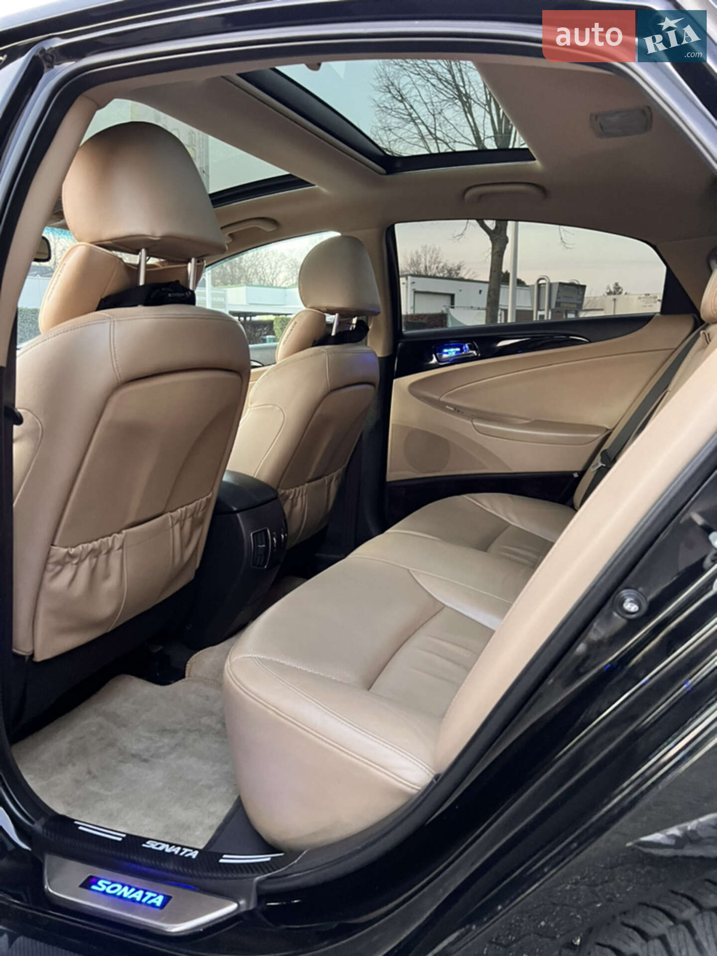 Hyundai Sonata 2012 VIN KMHEC41CBCA476817 фото оголошення 37 з 44