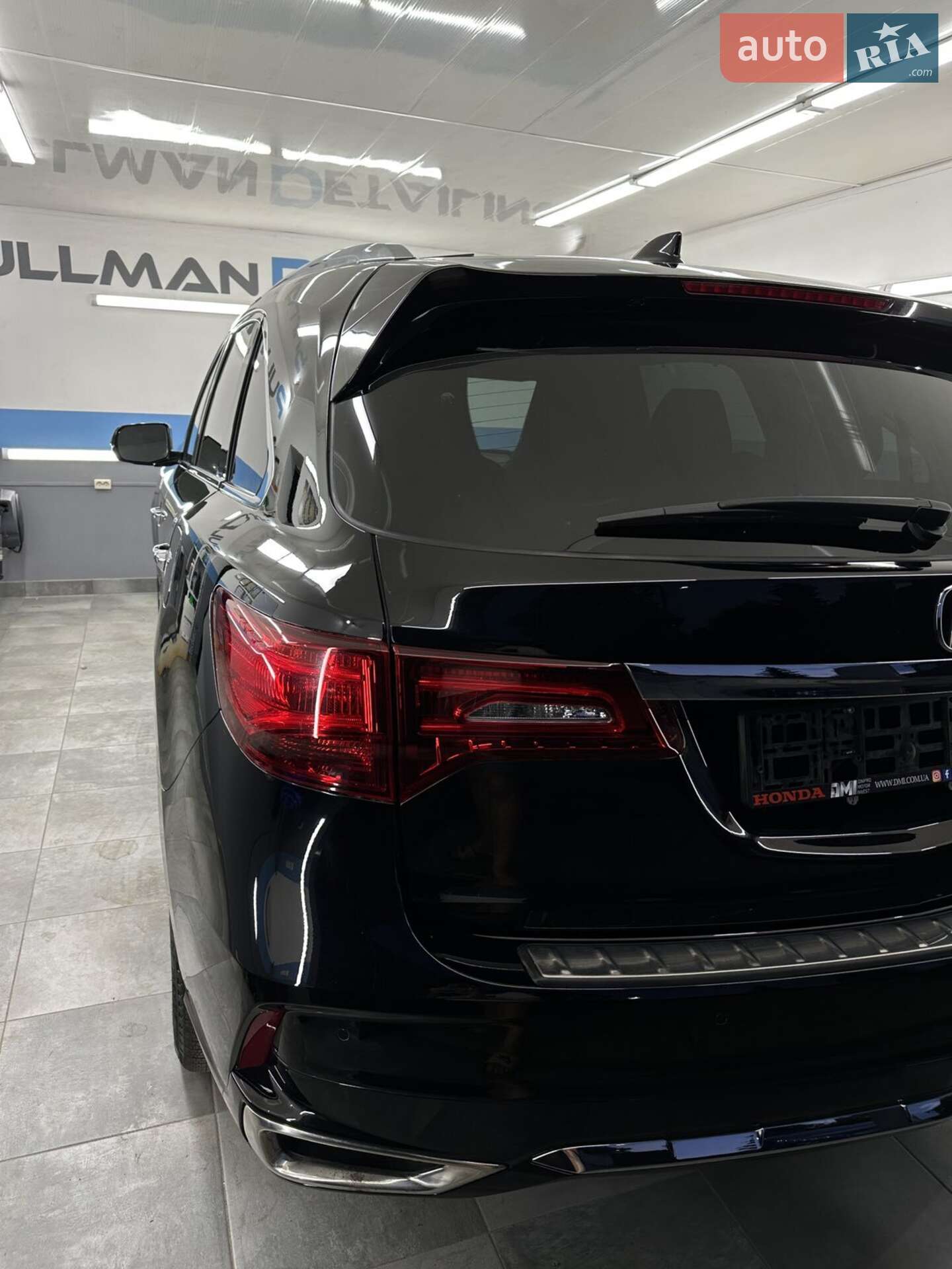 Acura MDX 2019 VIN 5J8YD4H91KL026241 фото оголошення 2 з 20