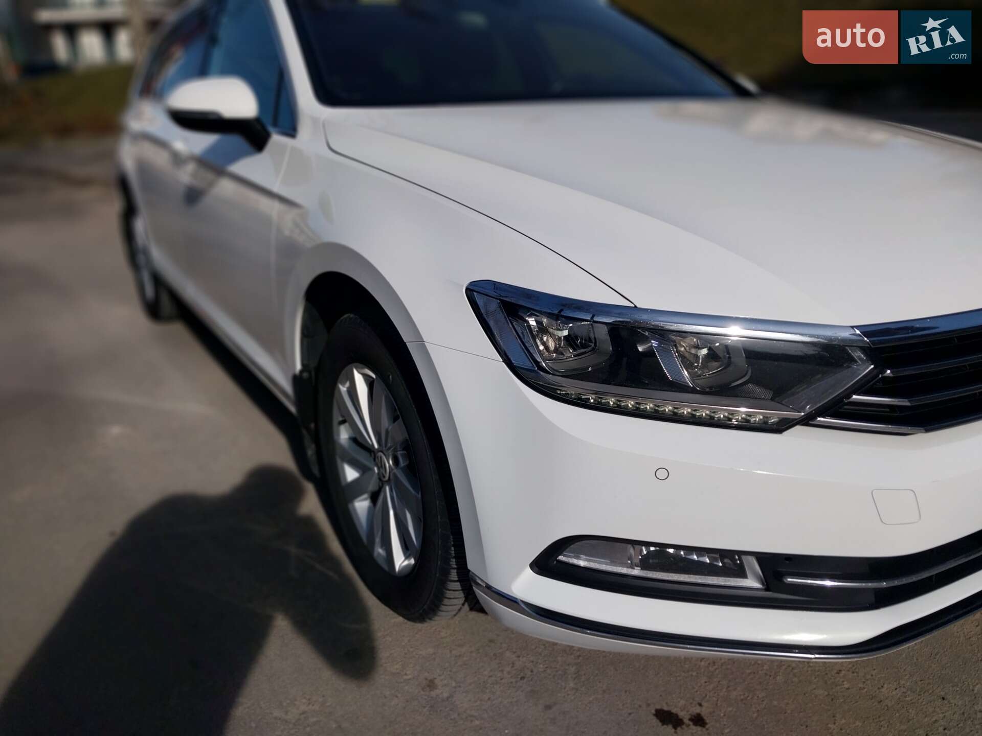 Volkswagen Passat 2018 VIN WVWZZZ3CZKE026227 фото оголошення 2 з 40
