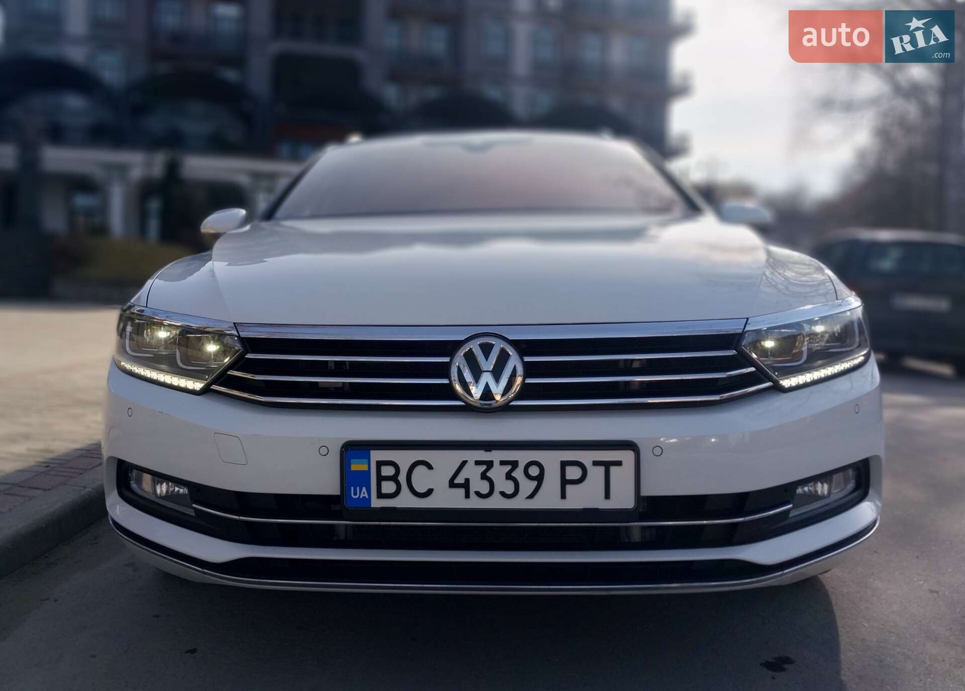 Volkswagen Passat 2018 VIN WVWZZZ3CZKE026227 фото оголошення 9 з 40