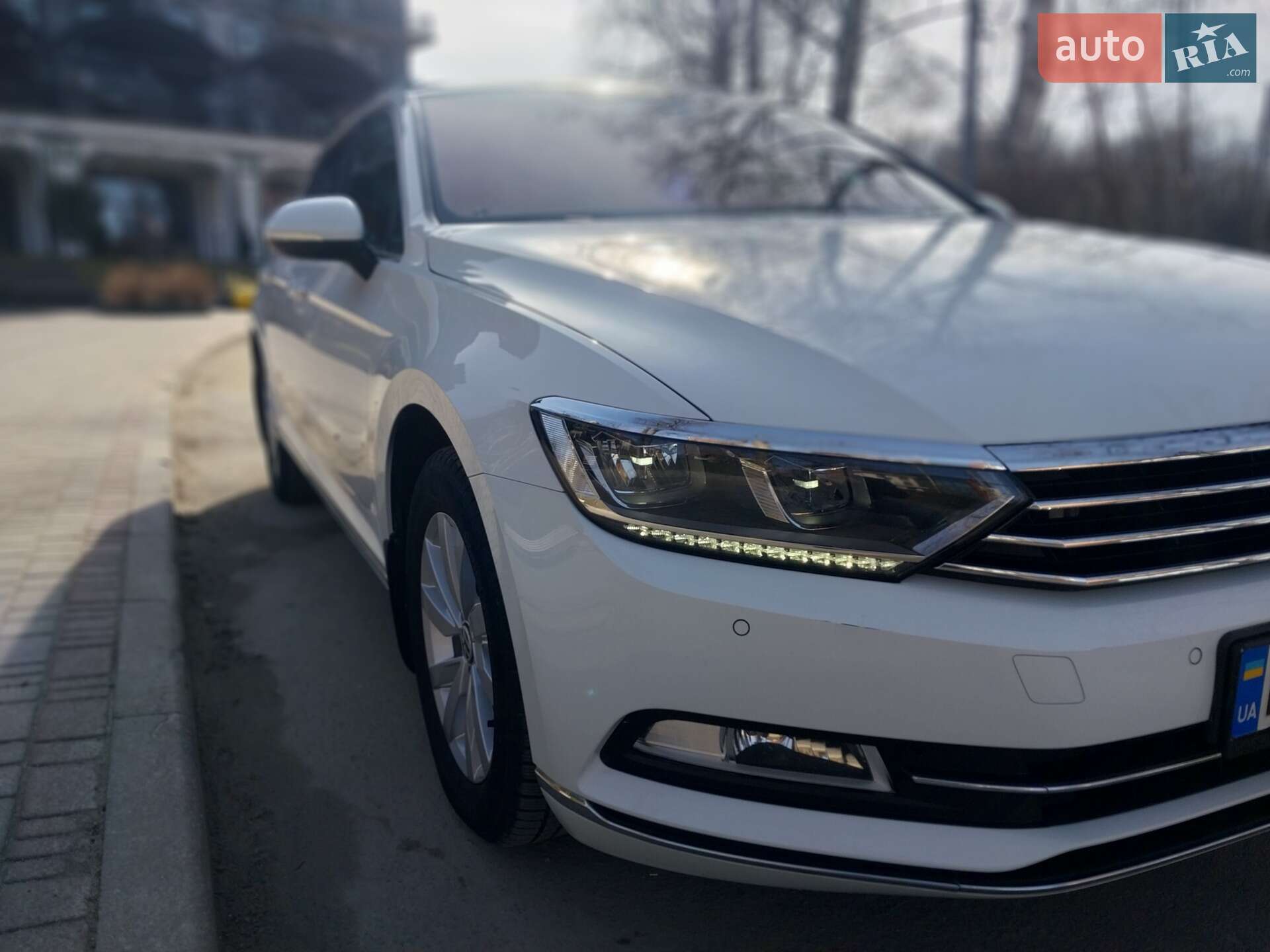 Volkswagen Passat 2018 VIN WVWZZZ3CZKE026227 фото оголошення 10 з 40