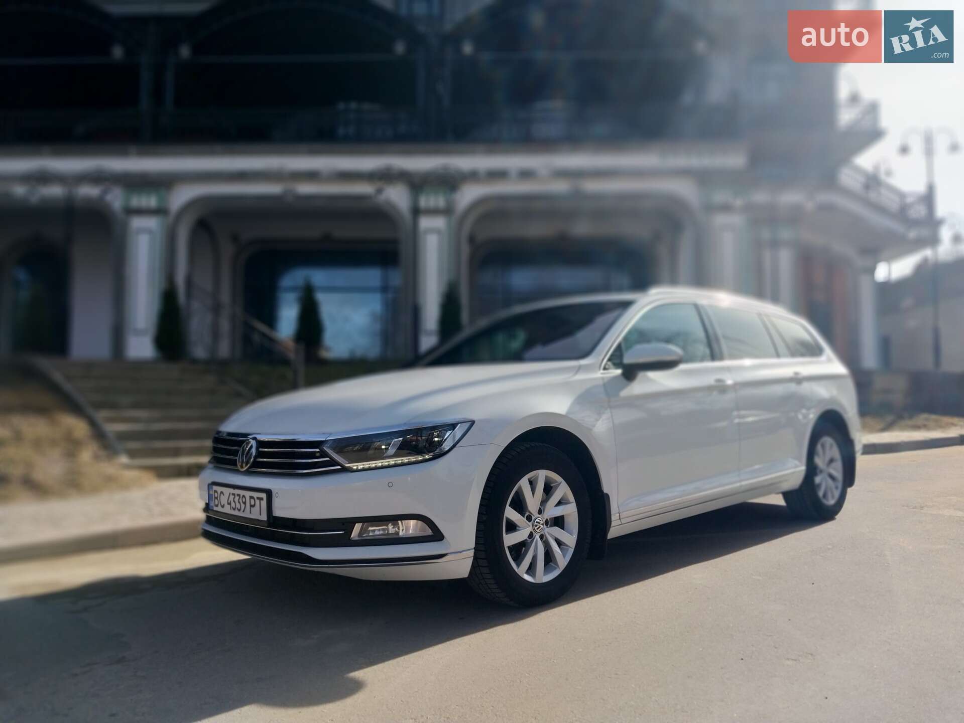 Volkswagen Passat 2018 VIN WVWZZZ3CZKE026227 фото оголошення 16 з 40