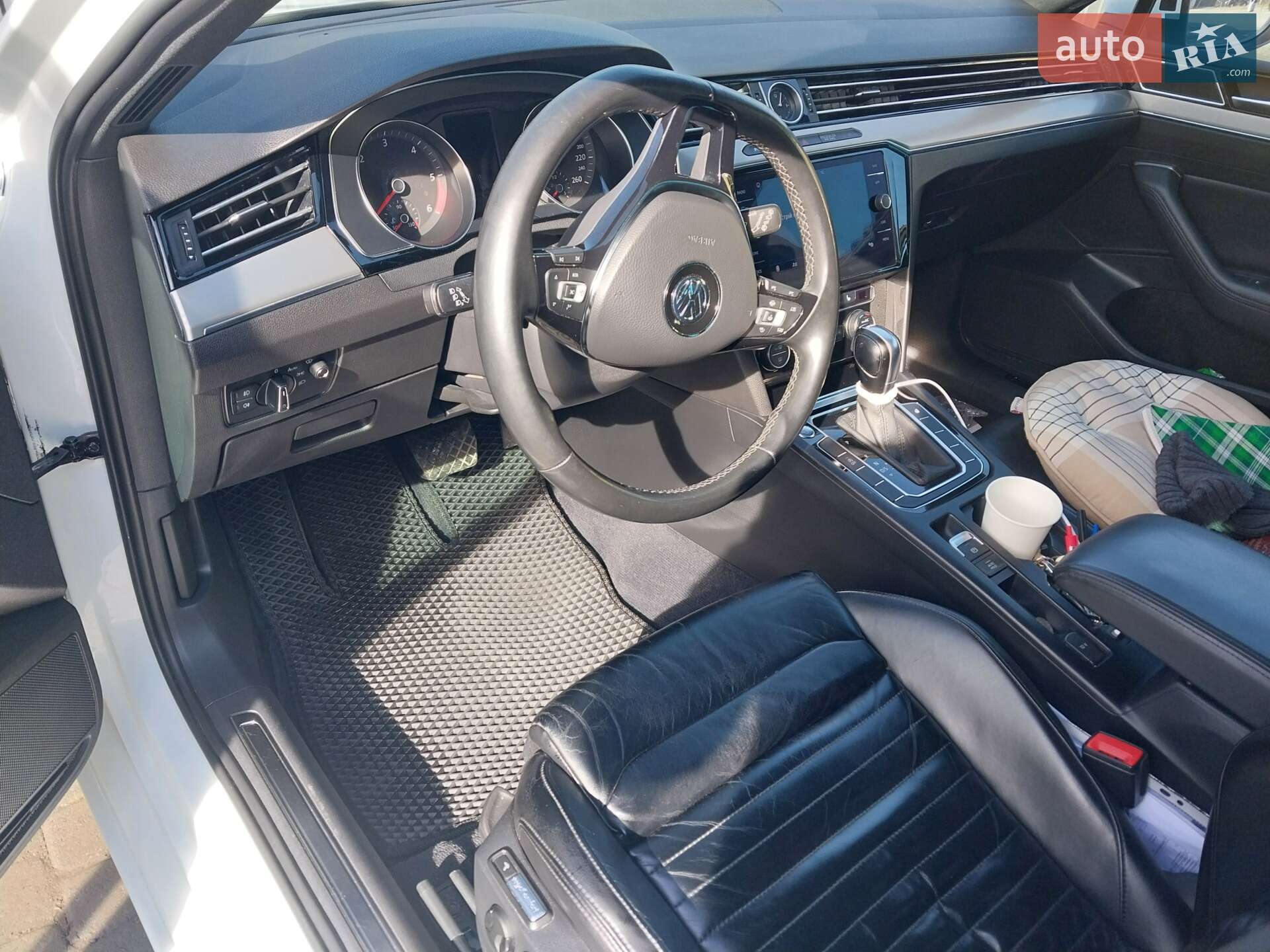 Volkswagen Passat 2018 VIN WVWZZZ3CZKE026227 фото оголошення 36 з 40