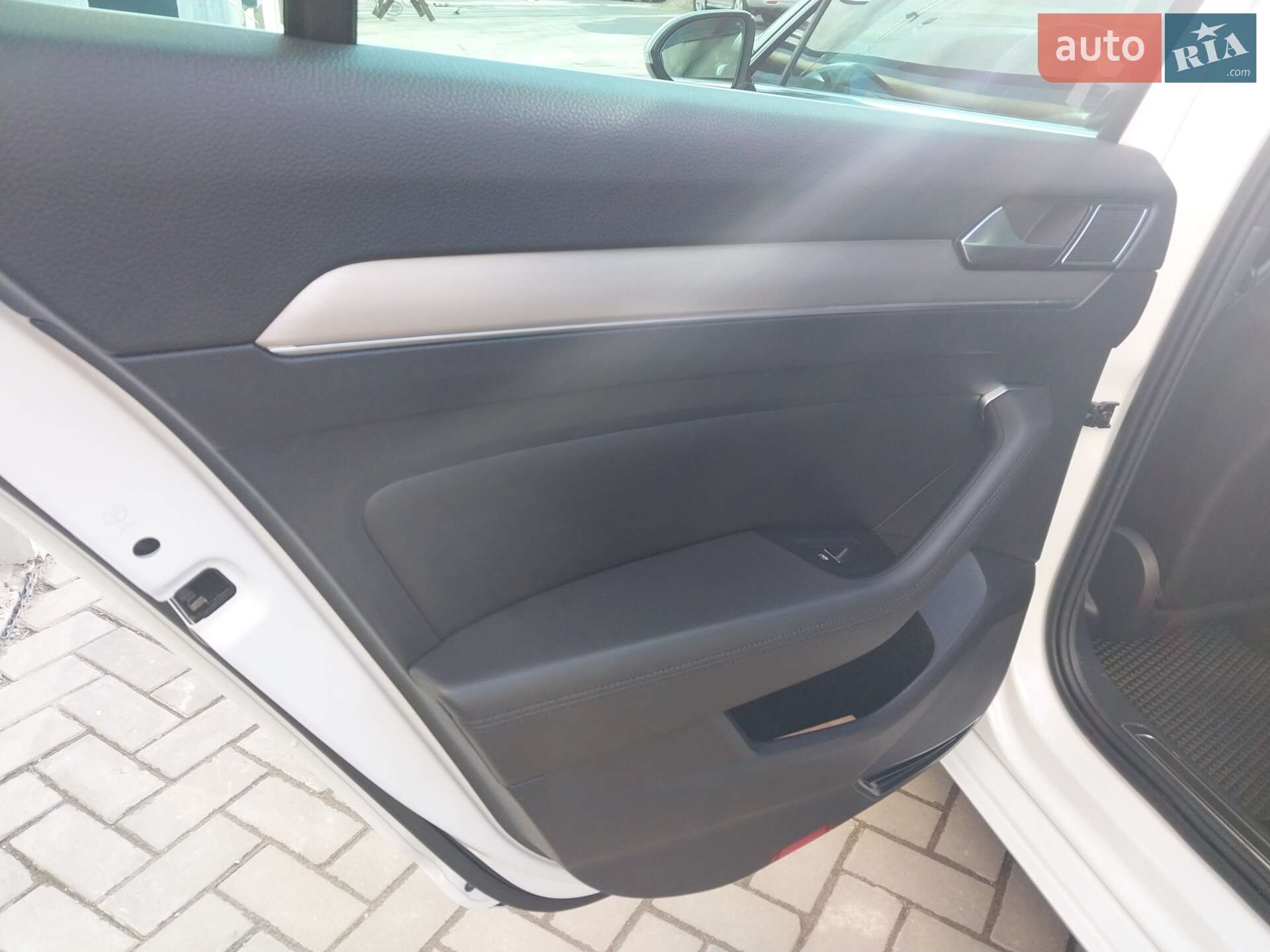 Volkswagen Passat 2018 VIN WVWZZZ3CZKE026227 фото оголошення 39 з 40