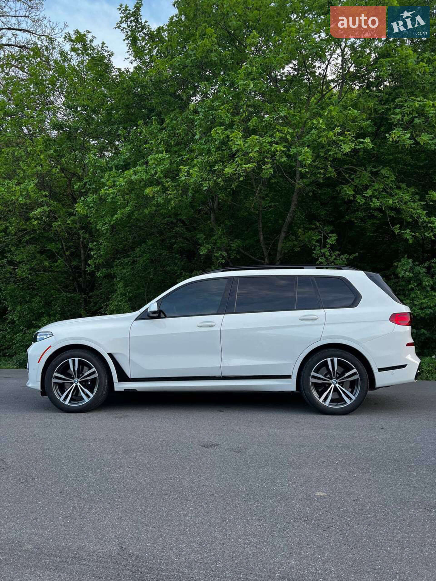 BMW X7 2021 VIN 5UXCX6C06M9H86302 фото оголошення 4 з 7
