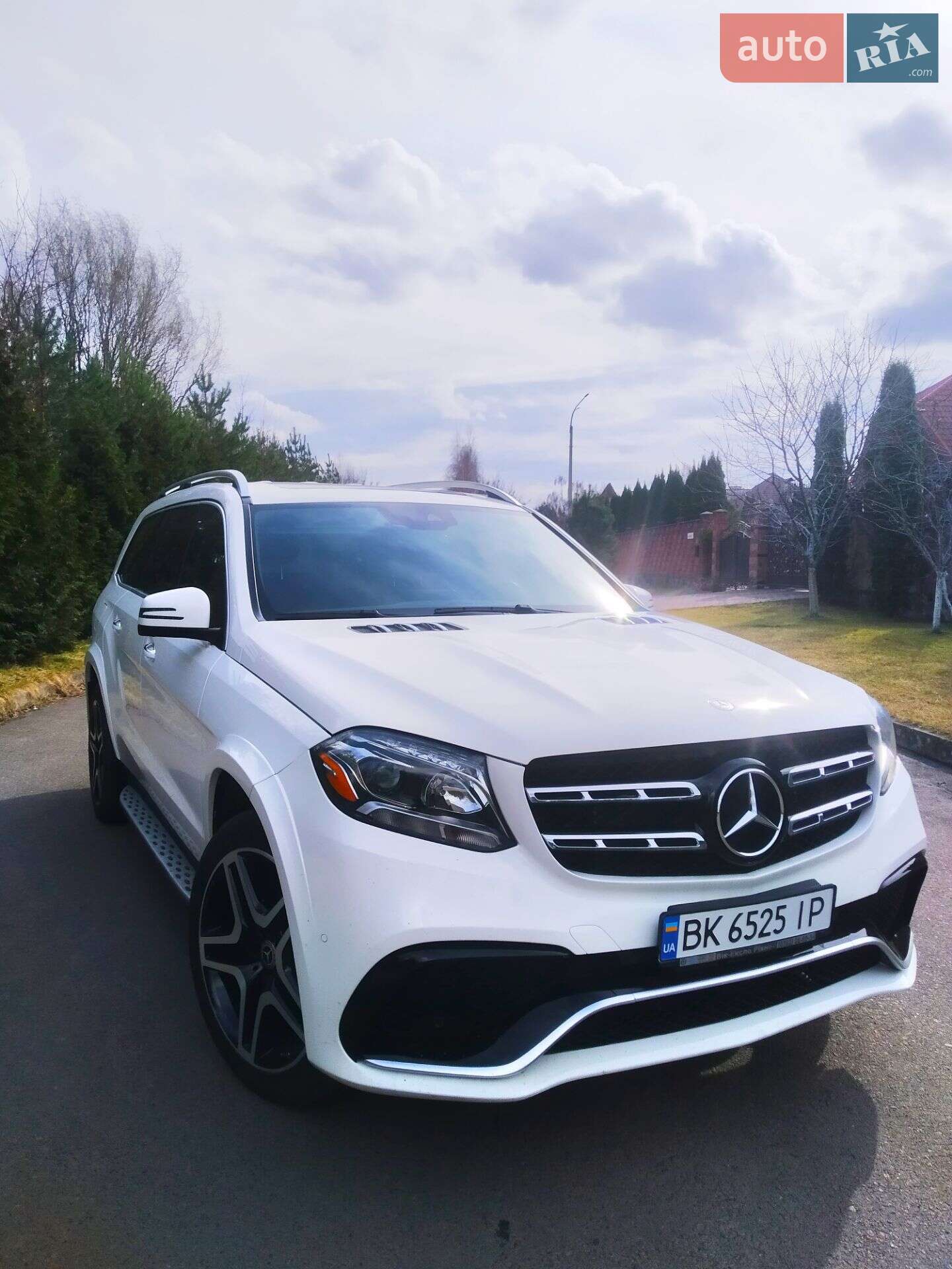 Mercedes-Benz GLS-Class 2017 VIN 4JGDF6EEXHA908786 фото оголошення 3 з 56