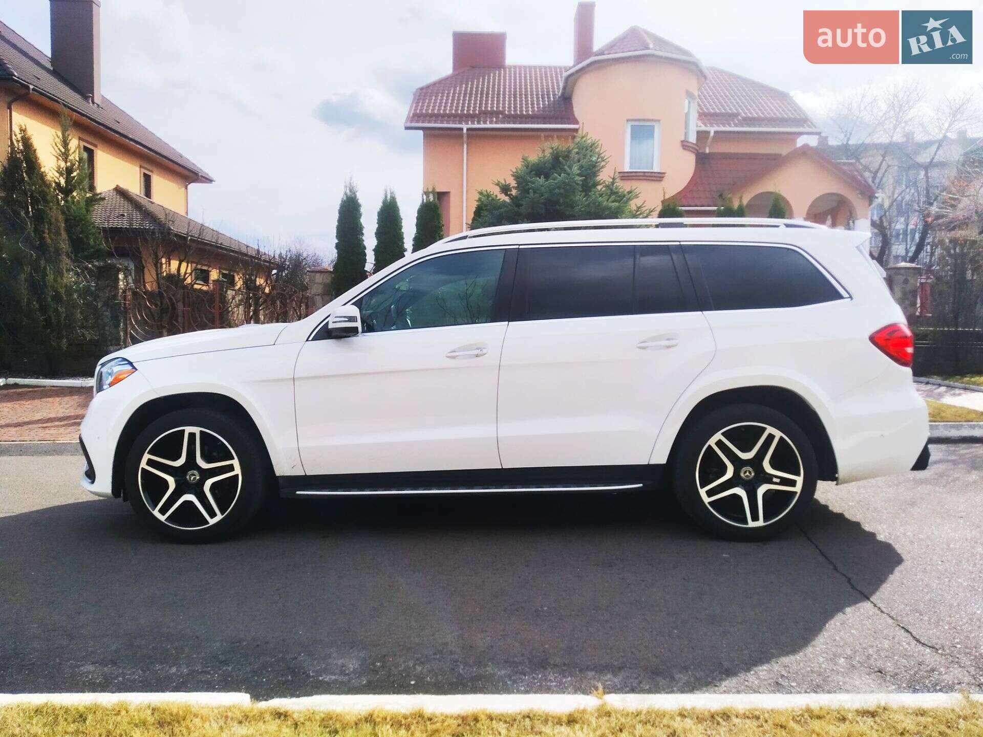 Mercedes-Benz GLS-Class 2017 VIN 4JGDF6EEXHA908786 фото оголошення 8 з 56