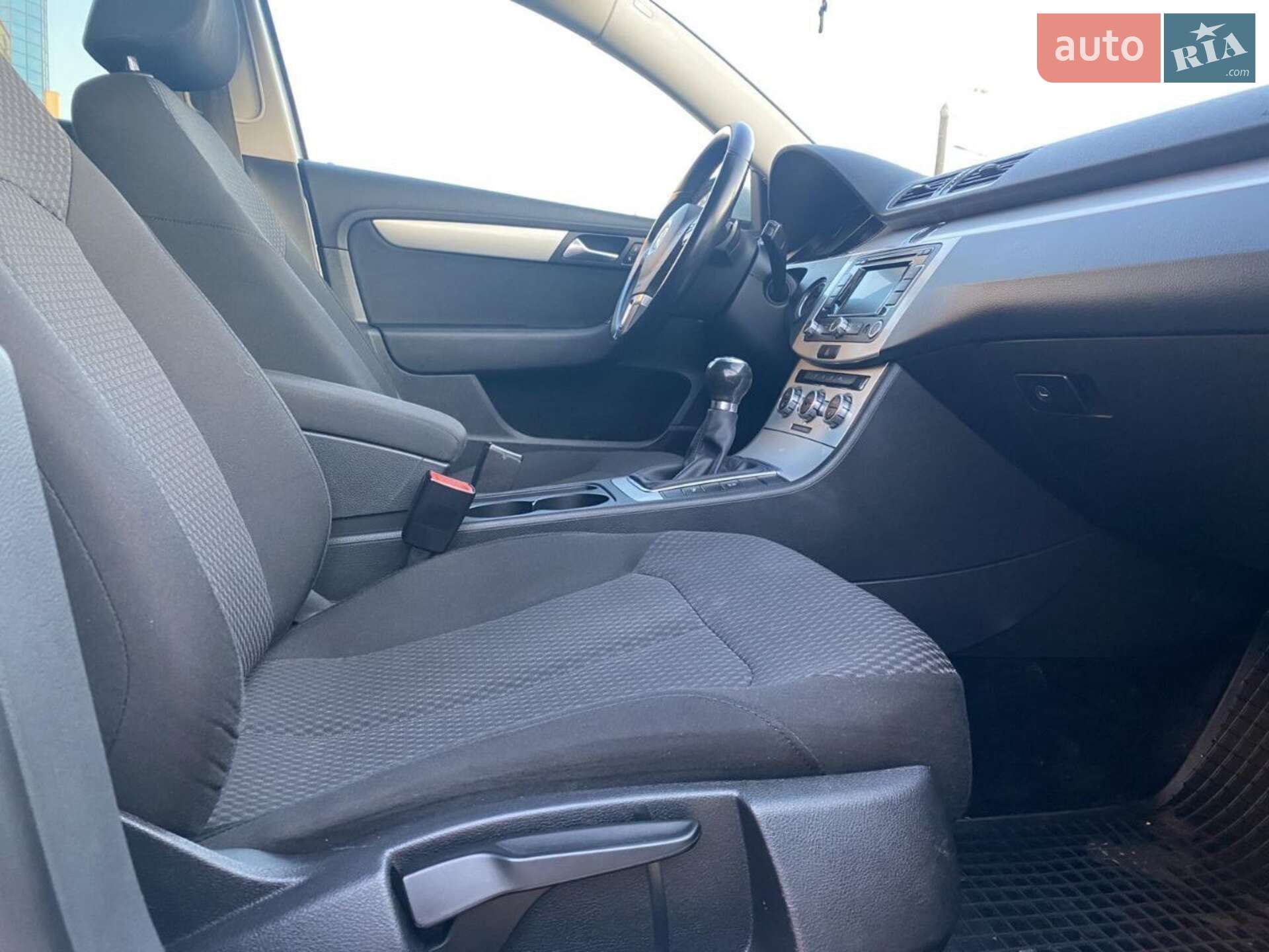 Volkswagen Passat 2012 VIN WVWZZZ3CZCP062889 фото оголошення 4 з 7