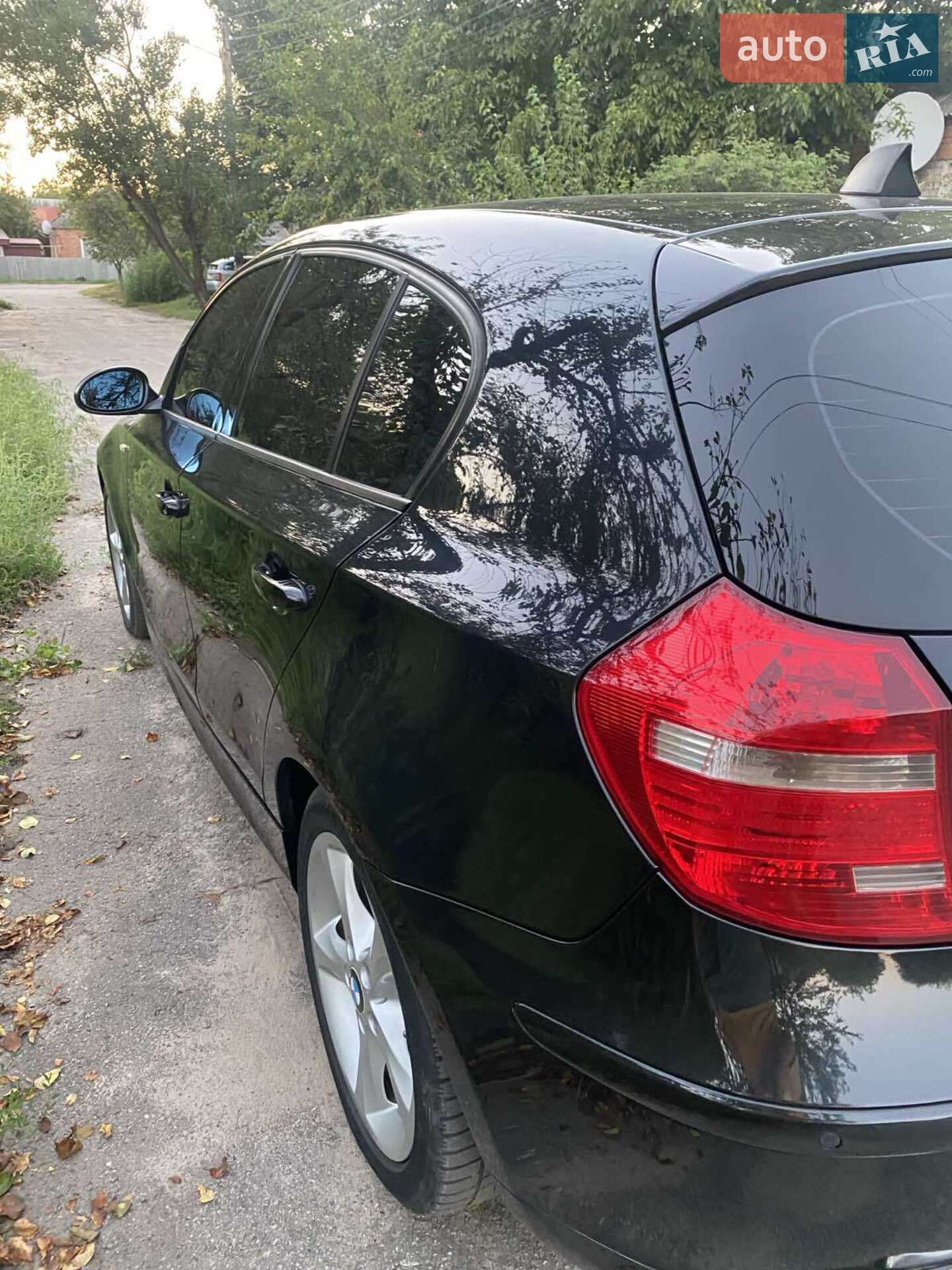 BMW 1 Series 2008 VIN WBAUE31040E170834 фото оголошення 3 з 12