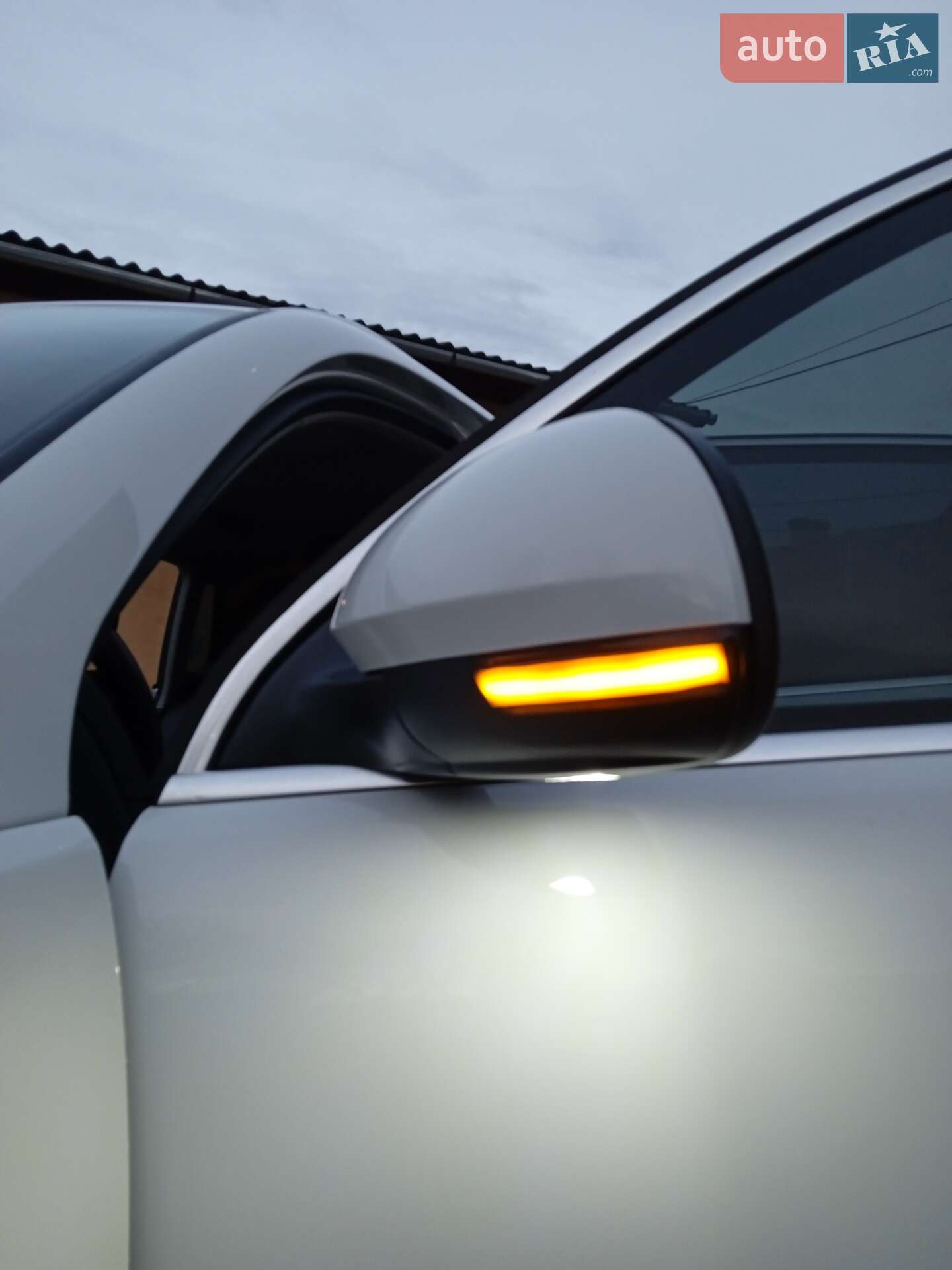 Volkswagen Tiguan 2014 VIN WVGZZZ5NZEW575541 фото оголошення 2 з 36