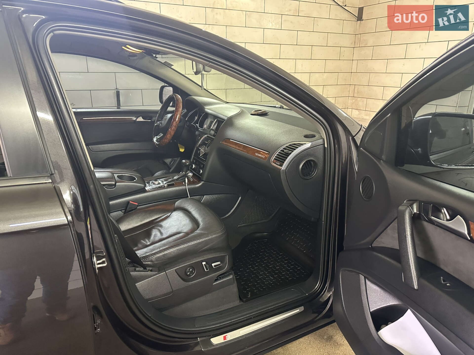 Audi Q7 2012 VIN WAUZZZ4L1DD021294 фото оголошення 8 з 15