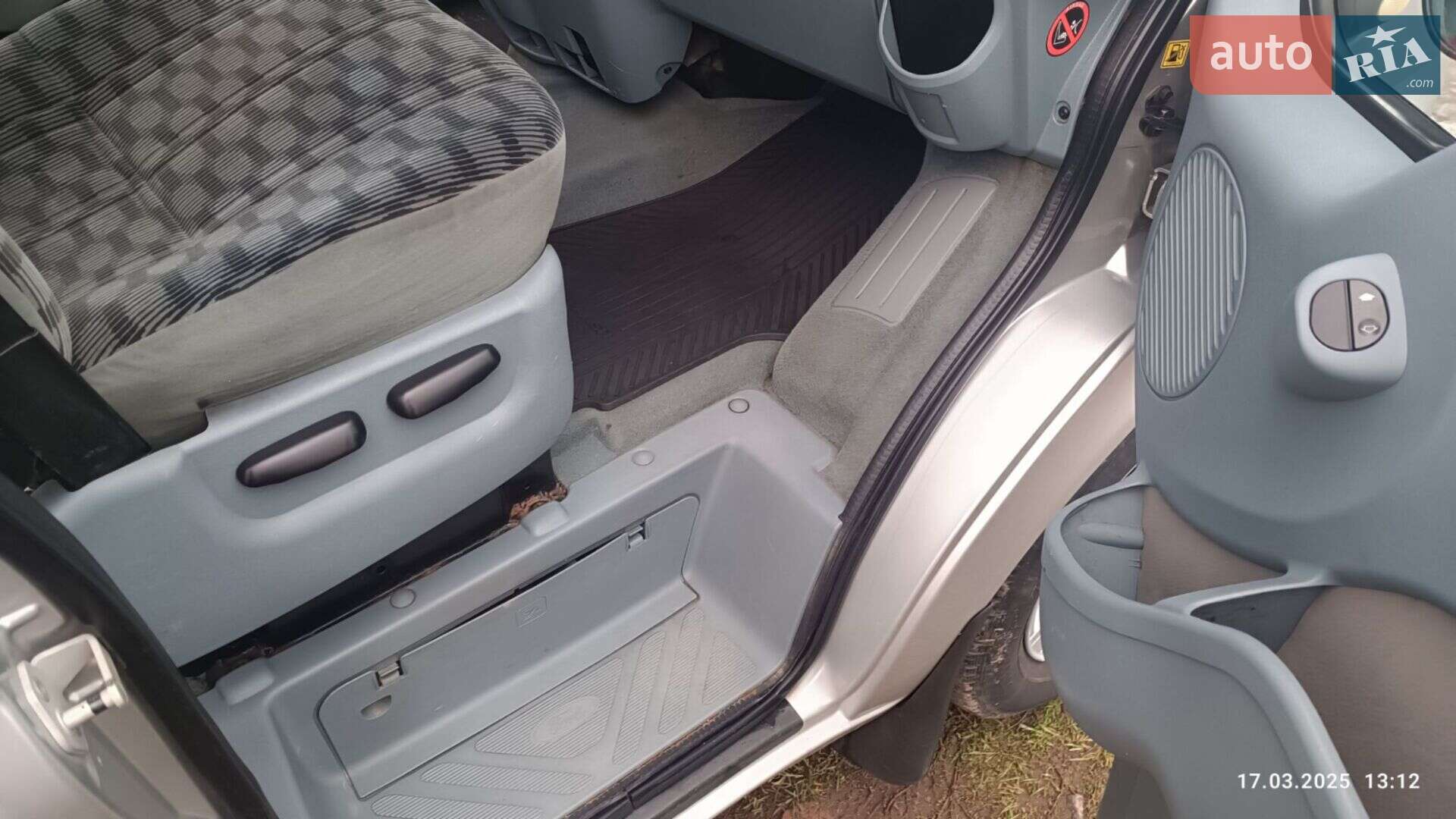 Ford Tourneo Connect 2013 VIN WF0BXXBDFBCA33417 фото оголошення 21 з 29
