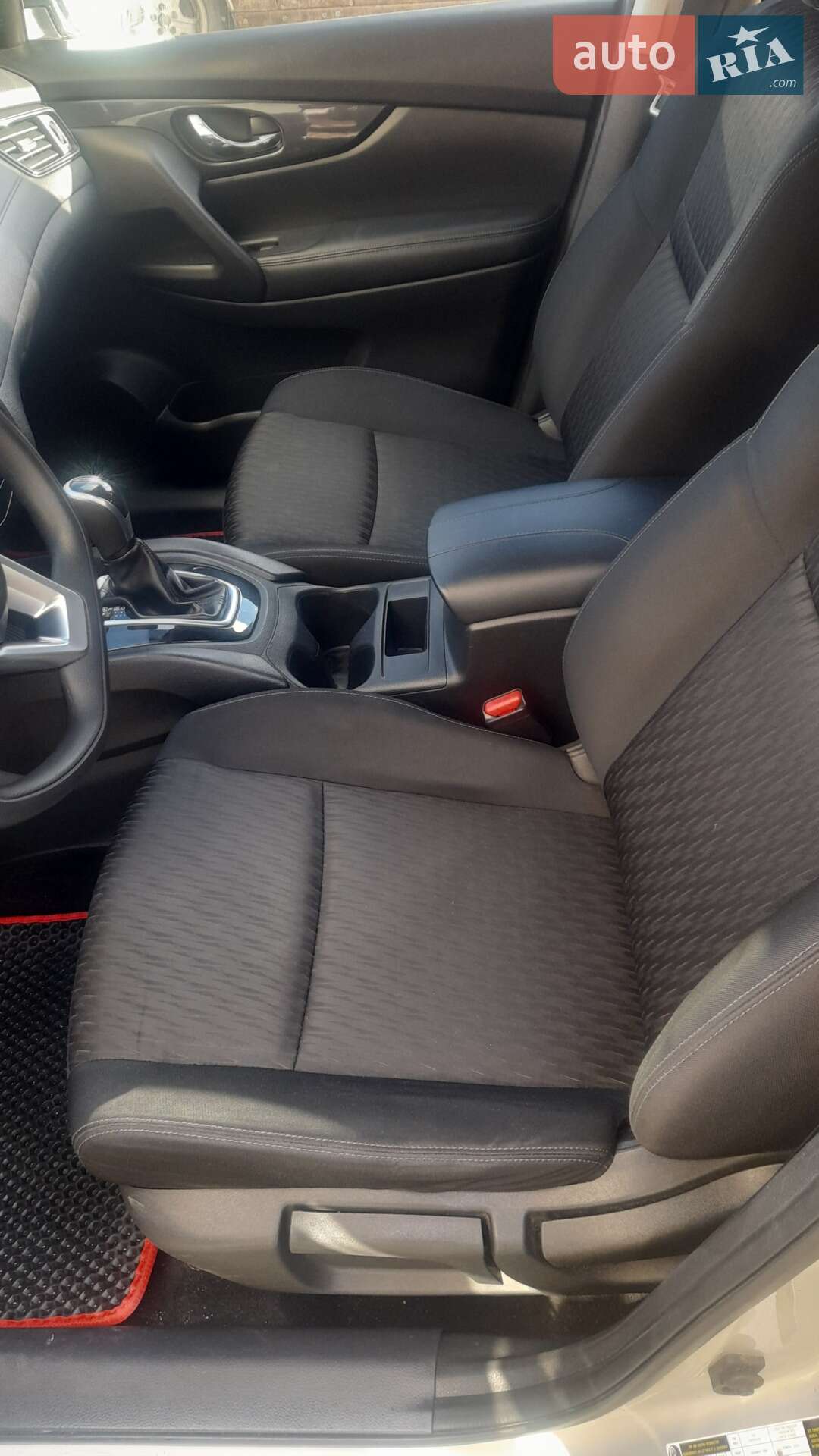 Nissan Rogue 2017 VIN KNMAT2MV3HP554987 фото оголошення 13 з 16