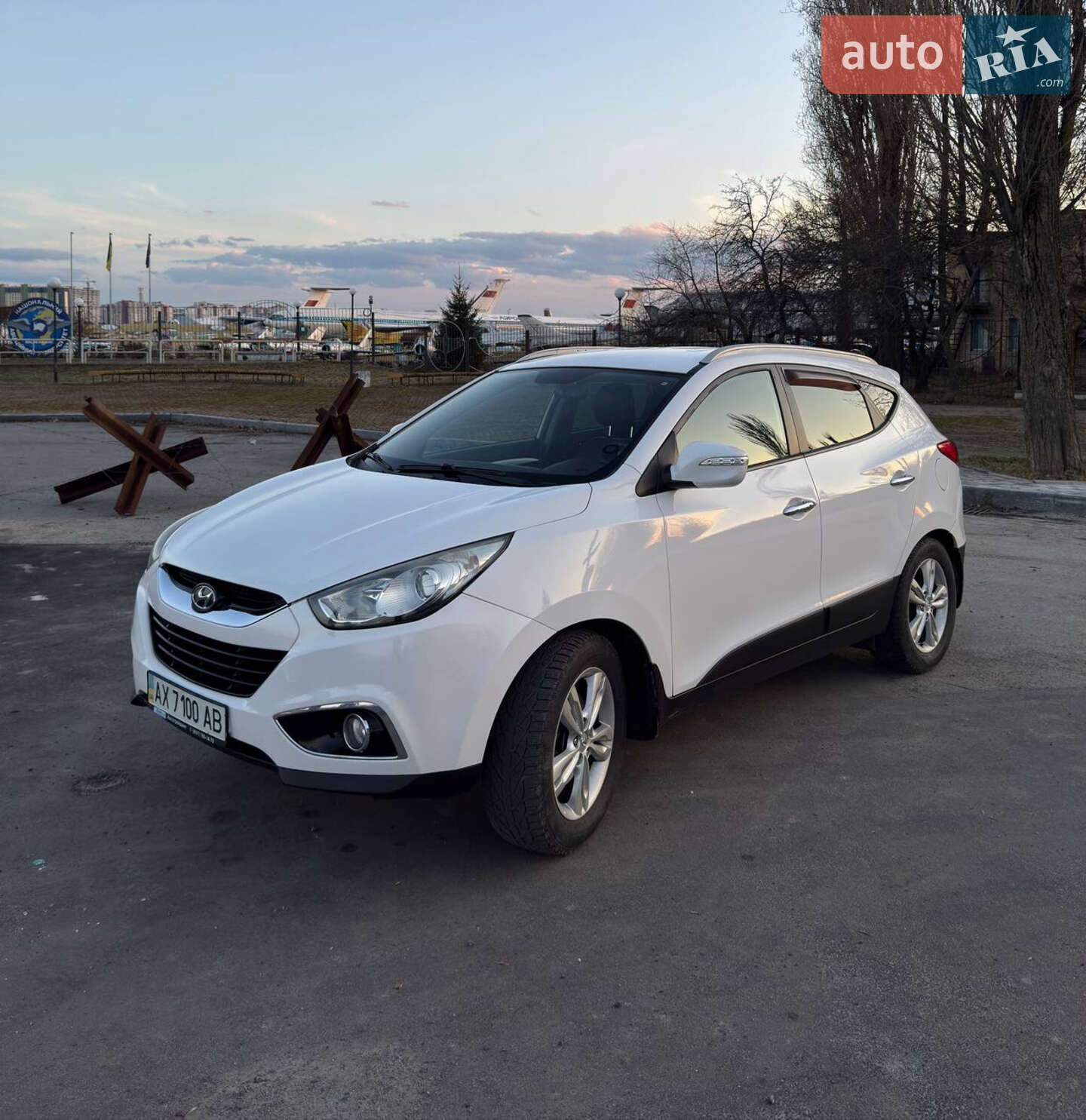 Hyundai ix35 2012 VIN TMAJU81BDCJ314516 фото оголошення 3 з 24