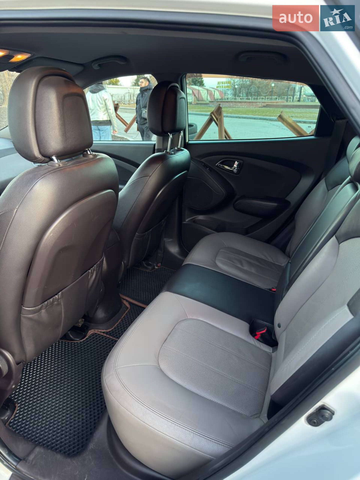 Hyundai ix35 2012 VIN TMAJU81BDCJ314516 фото оголошення 10 з 24