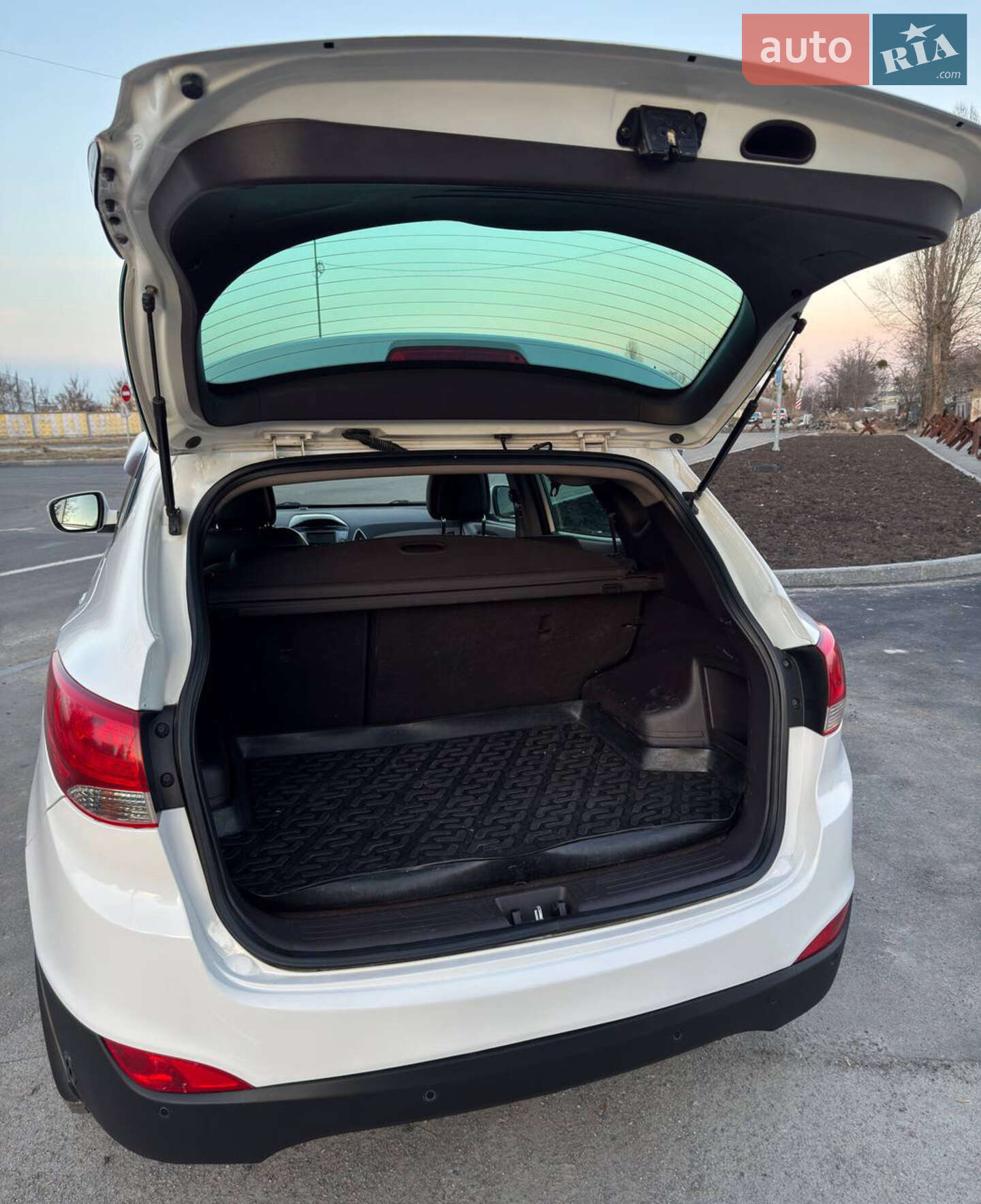Hyundai ix35 2012 VIN TMAJU81BDCJ314516 фото оголошення 14 з 24
