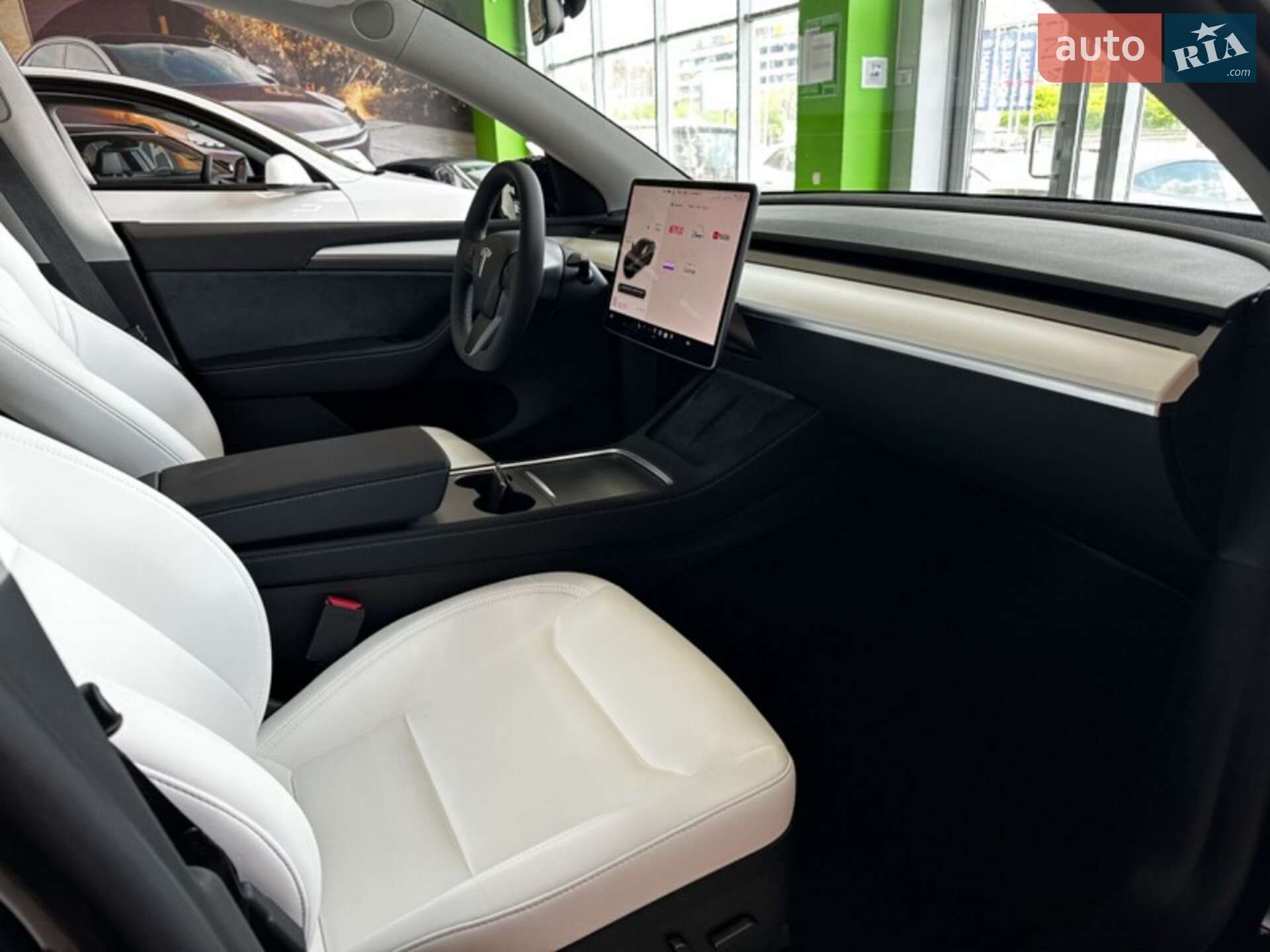 Tesla Model Y 2023 VIN XP7YGCEL1PB112383 фото оголошення 6 з 20