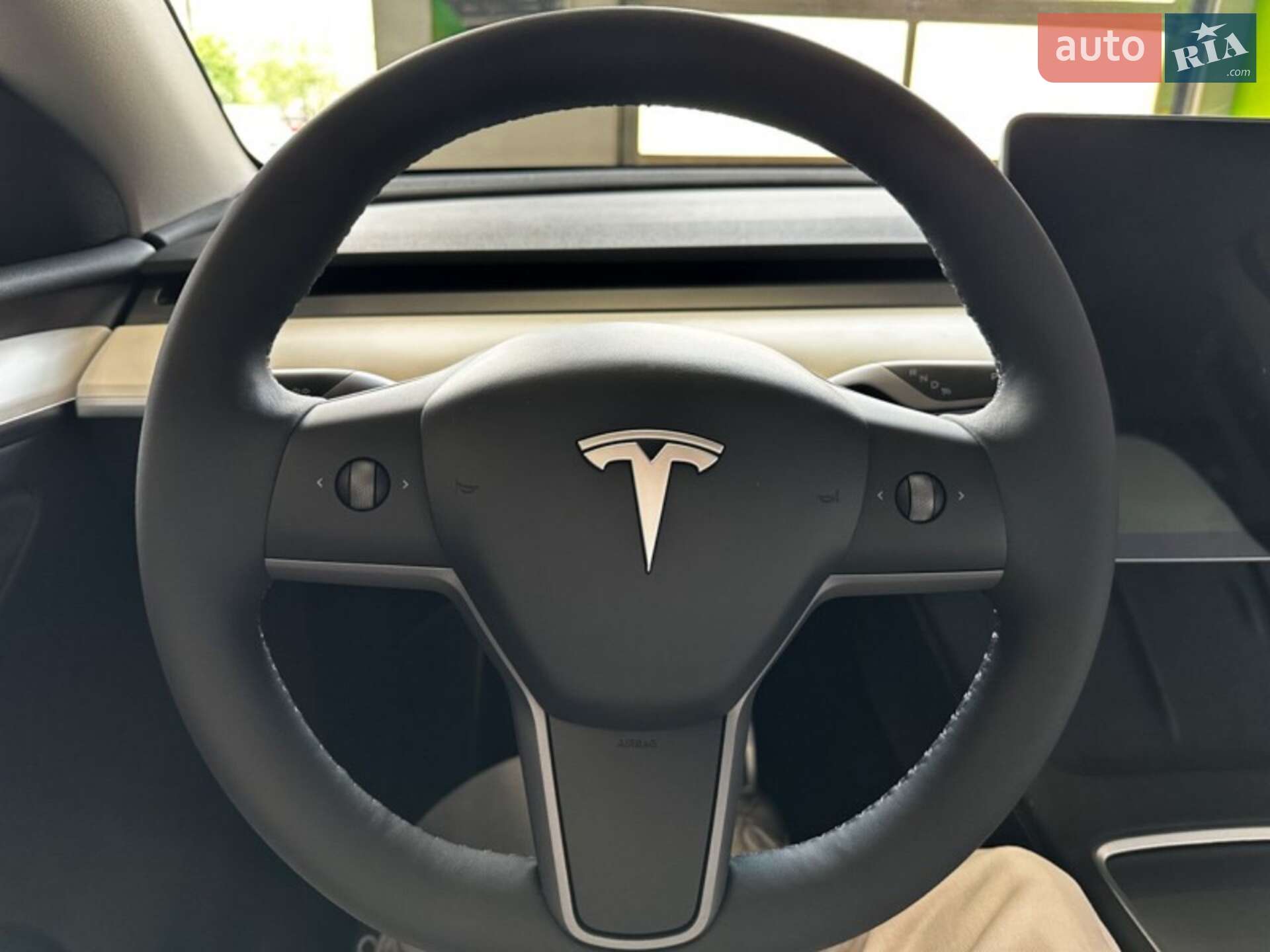 Tesla Model Y 2023 VIN XP7YGCEL1PB112383 фото оголошення 10 з 20
