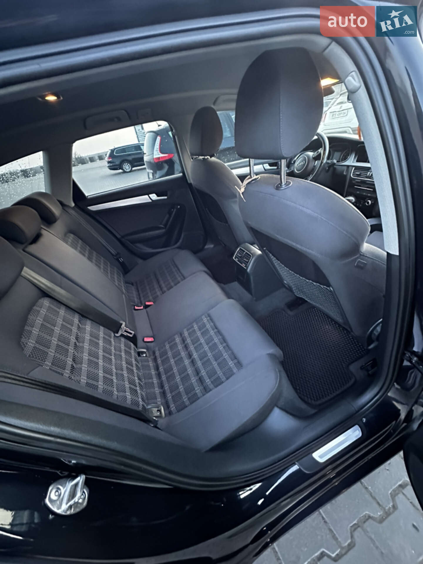 Audi A4 2014 VIN WAUZZZ8K8EA154994 фото оголошення 3 з 12