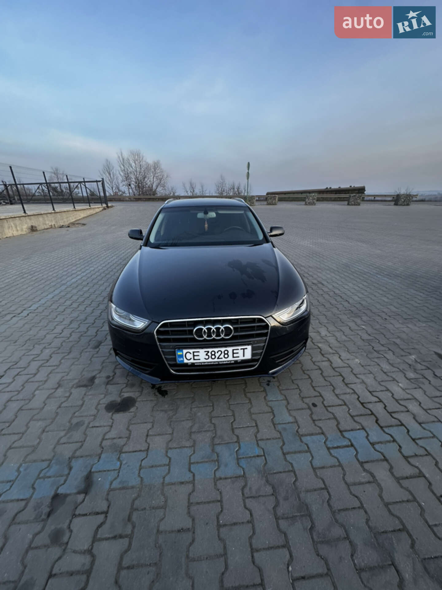 Audi A4 2014 VIN WAUZZZ8K8EA154994 фото оголошення 10 з 12