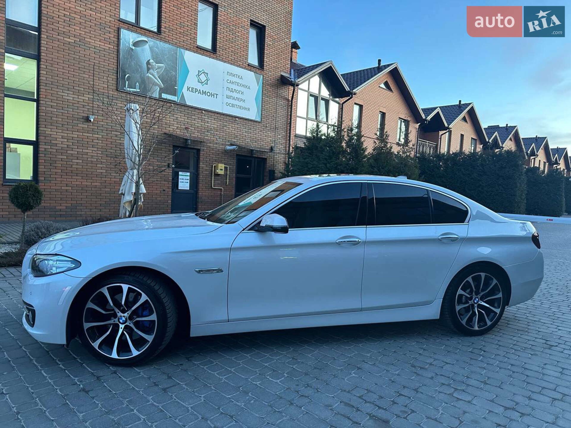 BMW 5 Series 2013 VIN WBAXA5C55ED001805 фото оголошення 6 з 24