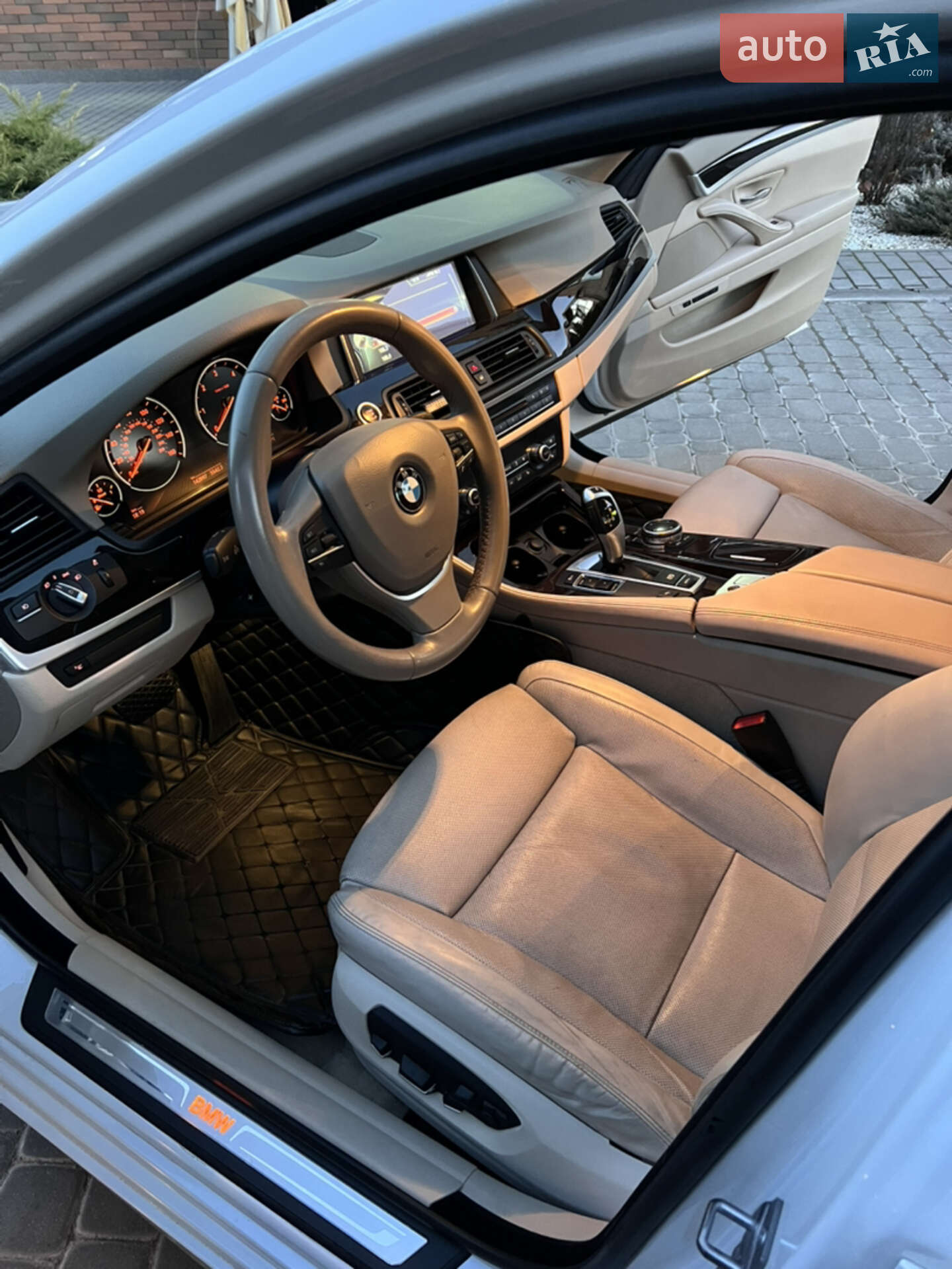 BMW 5 Series 2013 VIN WBAXA5C55ED001805 фото оголошення 18 з 24