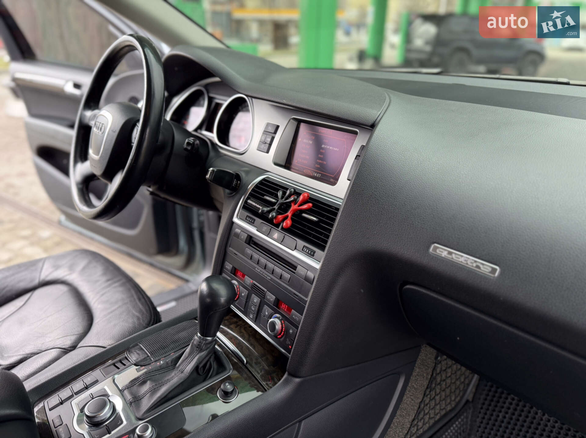 Audi Q7 2006 VIN WAUZZZ4L270029182 фото оголошення 12 з 41