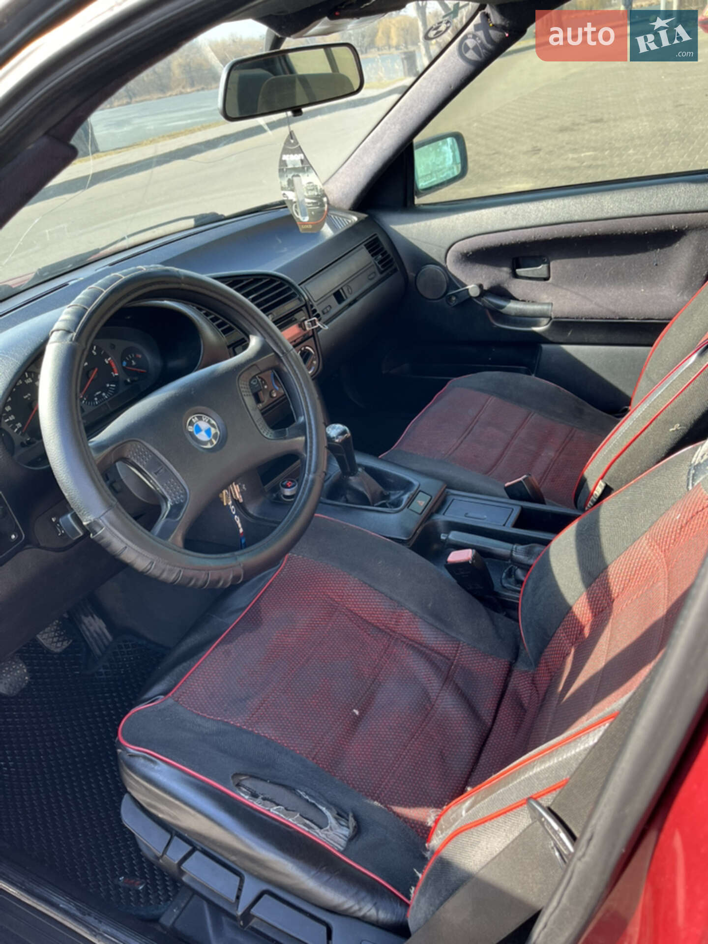 BMW 3 Series 1992 VIN WBAAH110XC7746210 фото оголошення 4 з 4