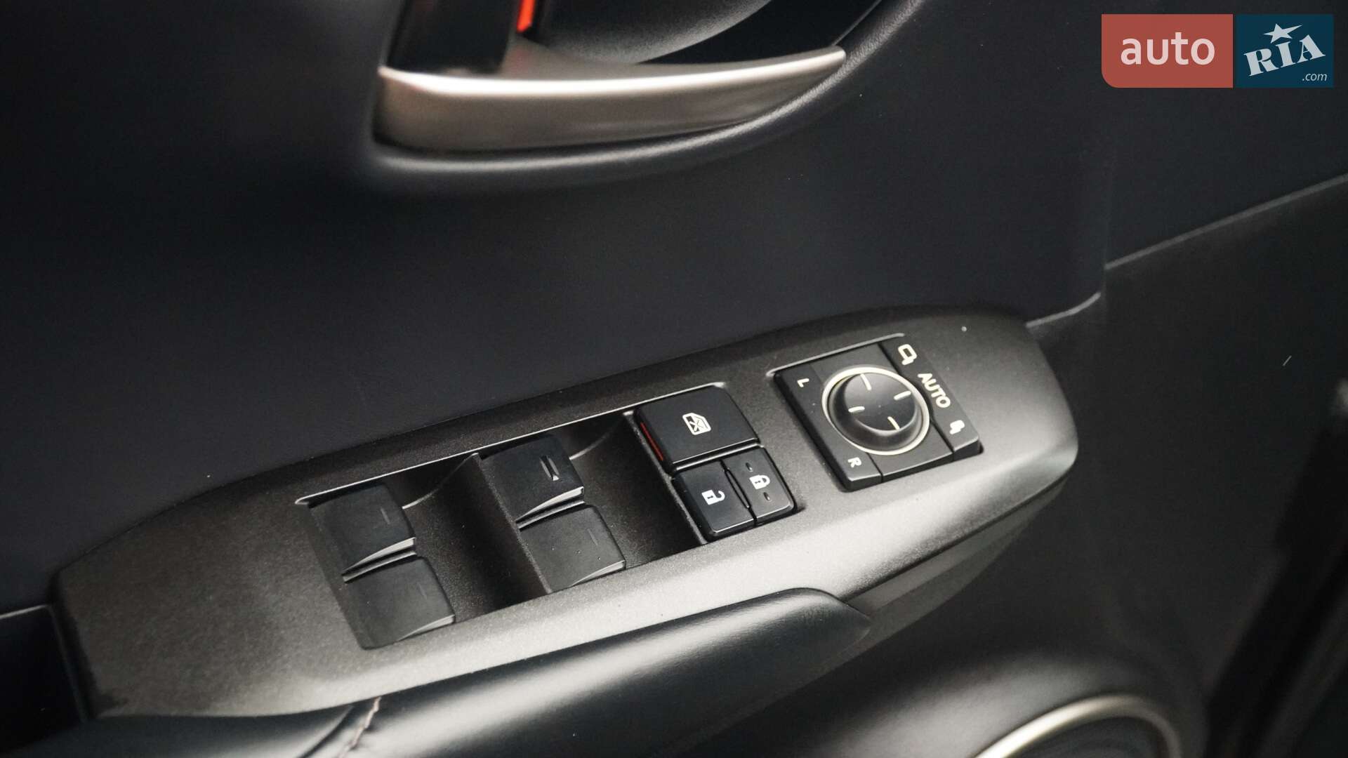 Lexus NX 2014 VIN JTJBJRBZ202005319 фото оголошення 5 з 13