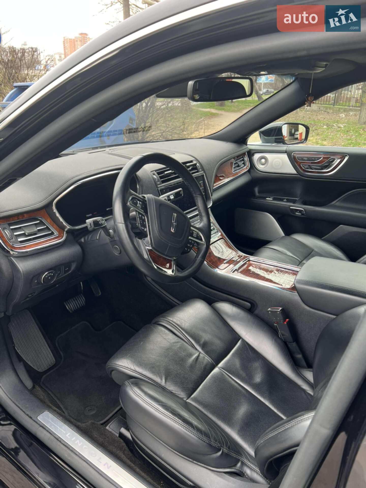 Lincoln Continental 2020 VIN 1LN6L9RP3L5606479 фото оголошення 11 з 26