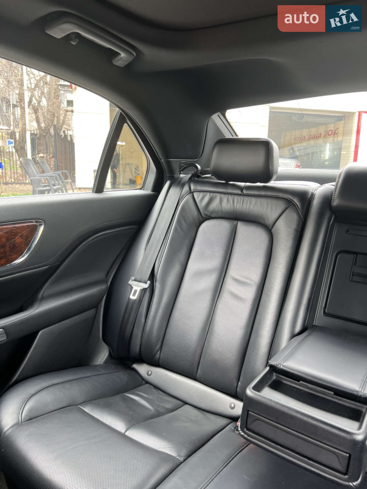 Lincoln Continental 2020 VIN 1LN6L9RP3L5606479 фото оголошення 15 з 26