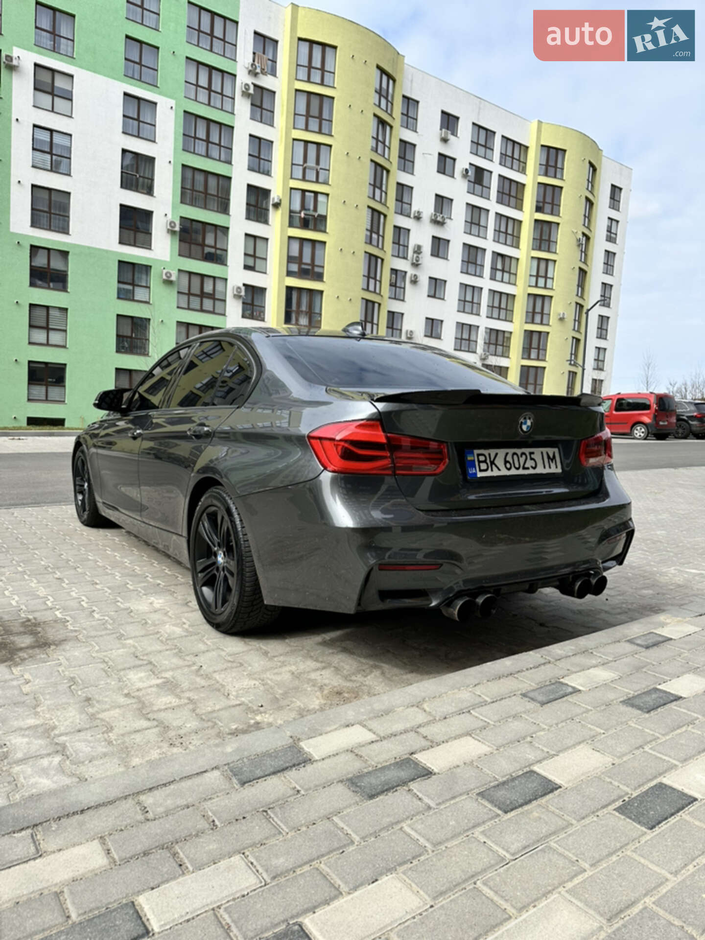 BMW 3 Series 2015 VIN WBA8E9C53GK603522 фото оголошення 2 з 7
