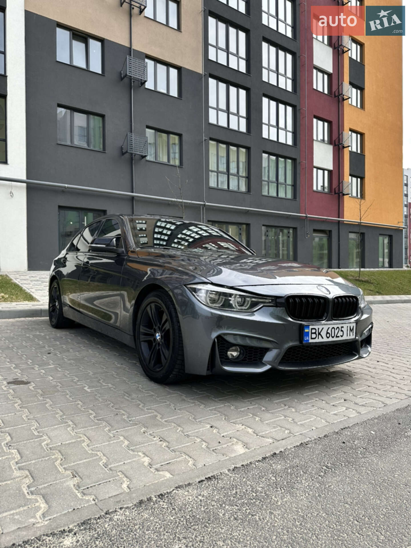 BMW 3 Series 2015 VIN WBA8E9C53GK603522 фото оголошення 4 з 7