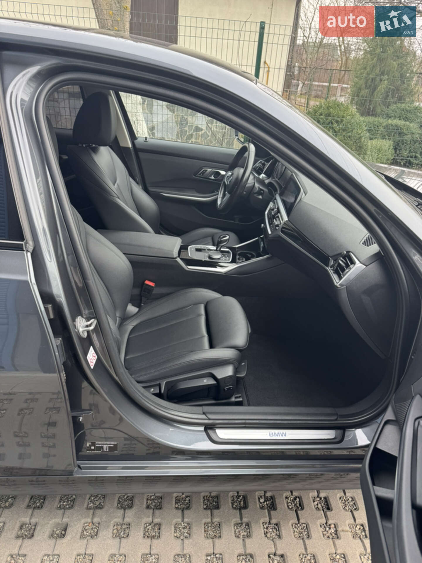 BMW 3 Series 2021 VIN WBA5F31060FK94082 фото оголошення 8 з 14