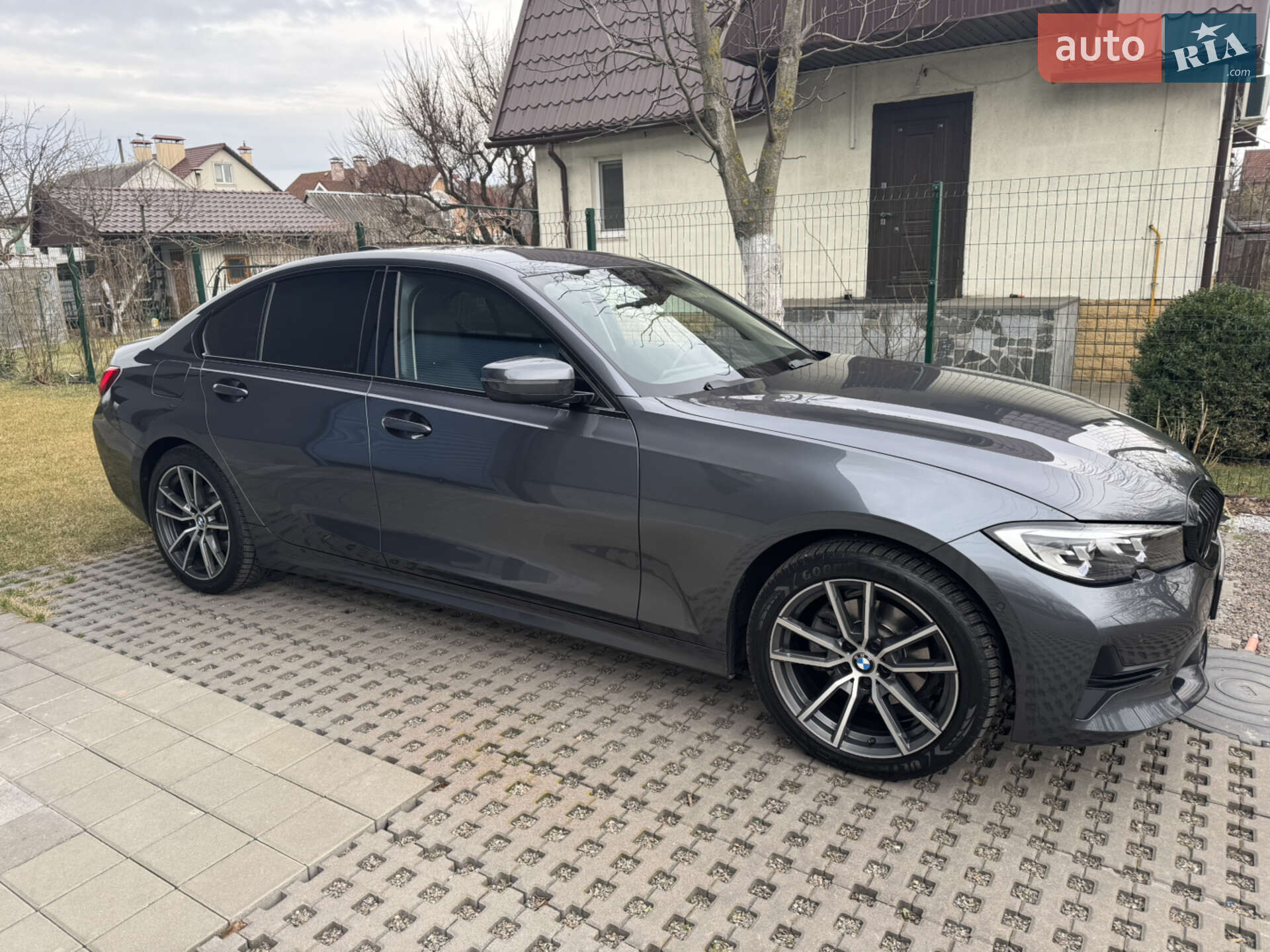BMW 3 Series 2021 VIN WBA5F31060FK94082 фото оголошення 10 з 14