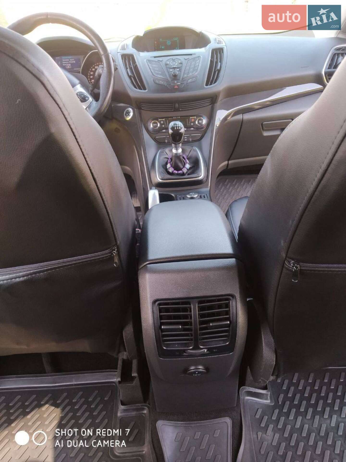 Ford Kuga 2015 VIN WF0AXXWPMAFE79264 фото оголошення 5 з 19