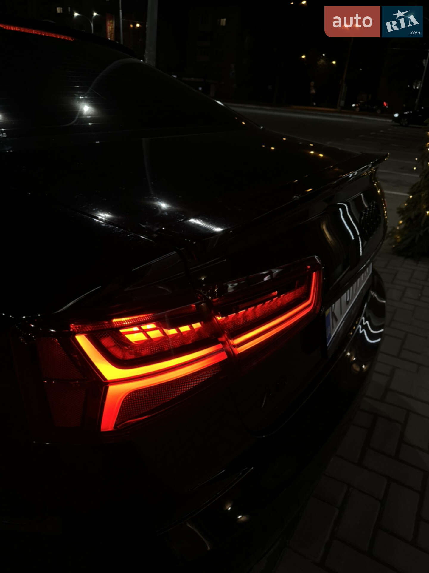 Audi A6 2013 VIN WAUGFAFC5DN106468 фото оголошення 2 з 5