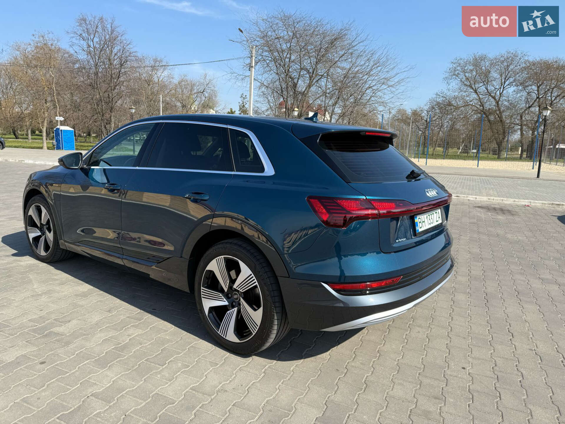 Audi e-tron 2021 VIN WAUZZZGE9MB042256 фото оголошення 11 з 37