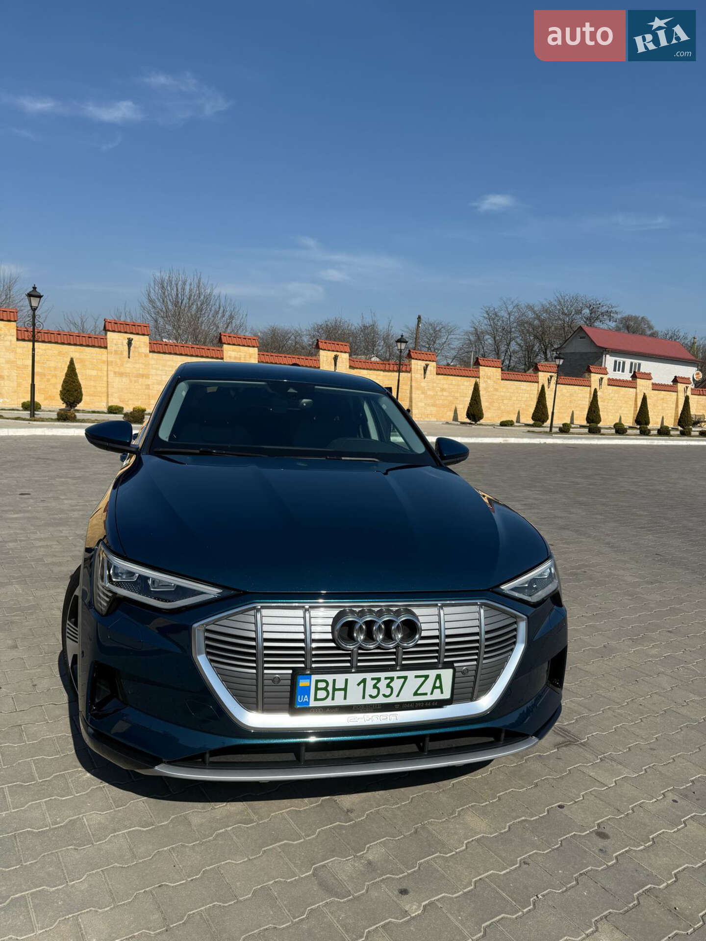 Audi e-tron 2021 VIN WAUZZZGE9MB042256 фото оголошення 15 з 37