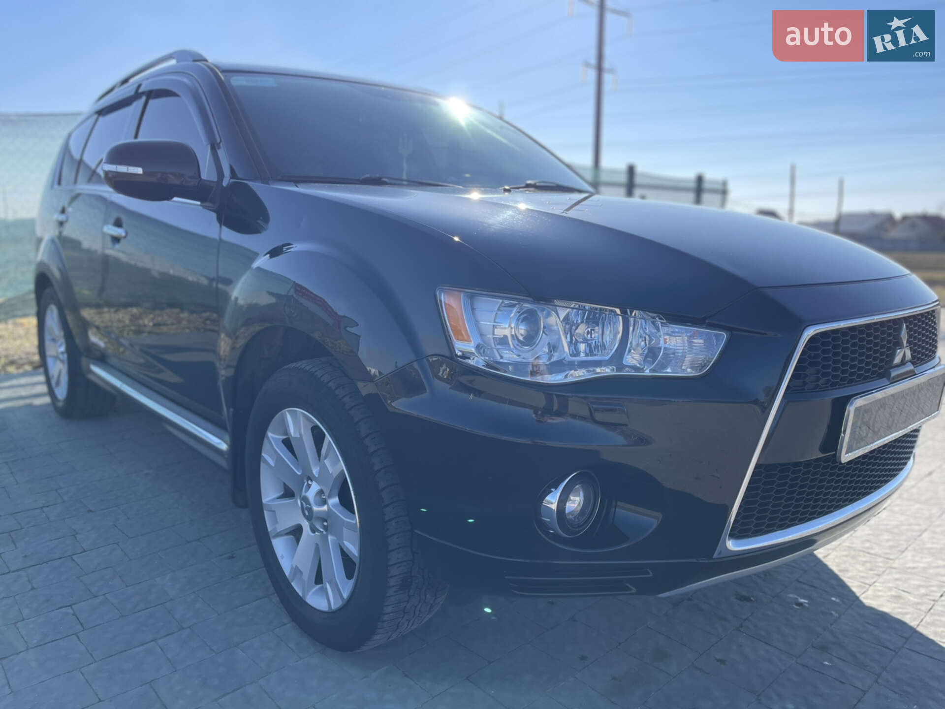 Mitsubishi Outlander XL 2010 VIN JMBXJCW1WBZ000391 фото оголошення 6 з 24